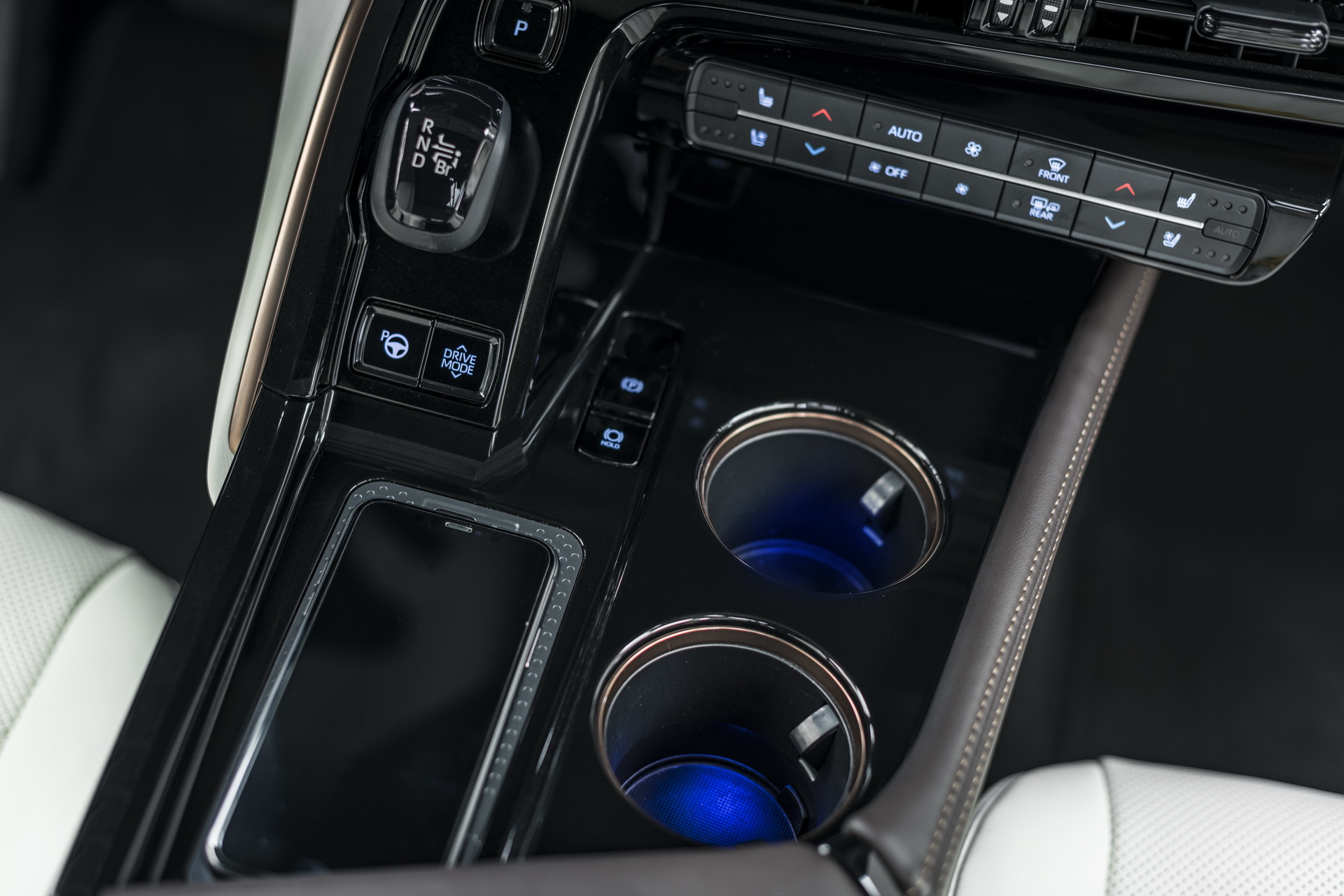 Download 2021 Toyota Mirai - Central Console HD Wallpaper 1920x1280 #102