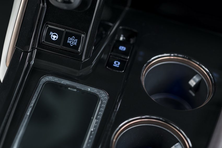 2021 Toyota Mirai - Central Console Wallpaper 850x567 #104