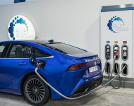 2021 Toyota Mirai - Charging Wallpaper 190x150