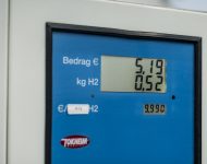 2021 Toyota Mirai - Charging Wallpaper 190x150