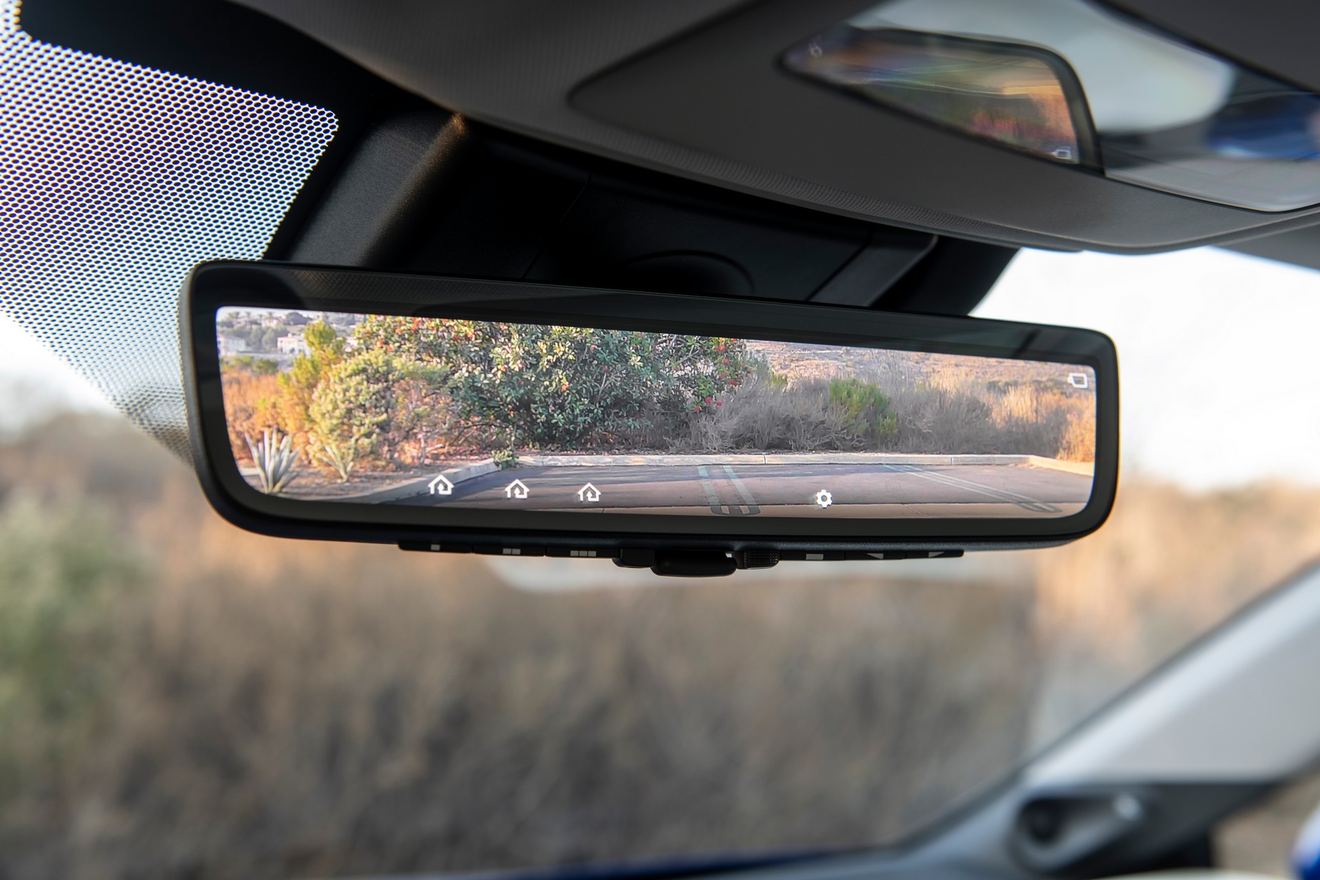 Download 2021 Toyota Mirai FCEV - Digital Rear View Mirror HD Wallpaper 1920x1280 #153