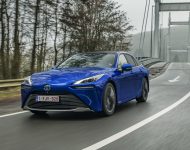 2021 Toyota Mirai - Front Three-Quarter Wallpaper 190x150