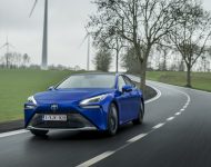 2021 Toyota Mirai - Front Three-Quarter Wallpaper 190x150