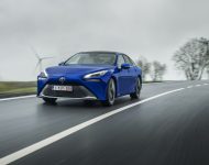 2021 Toyota Mirai - Front Three-Quarter Wallpaper 190x150