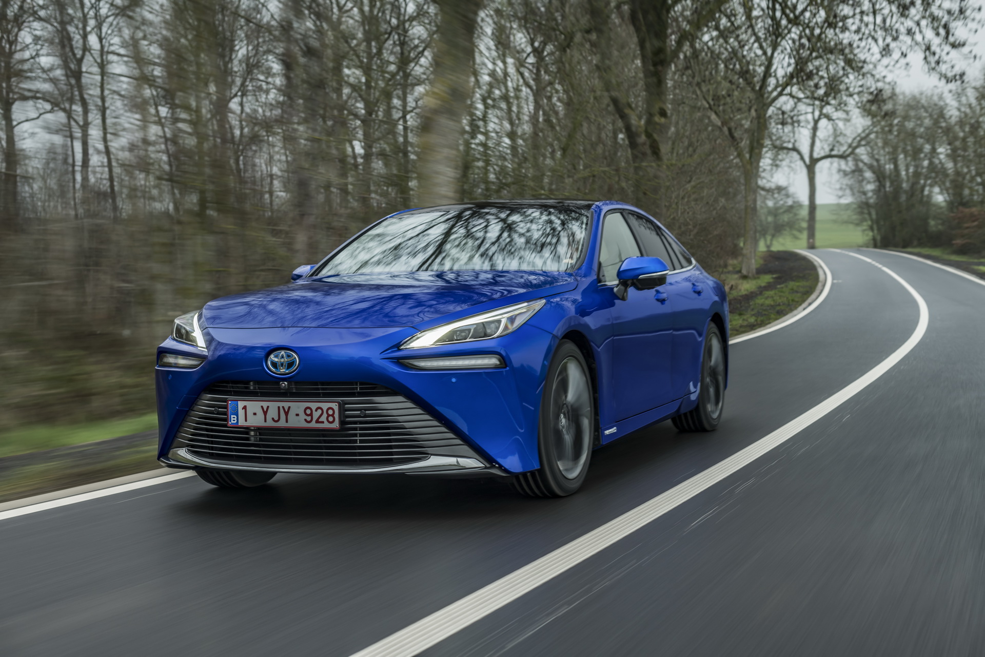 Download 2021 Toyota Mirai - Front Three-Quarter HD Wallpaper 1920x1280 #2