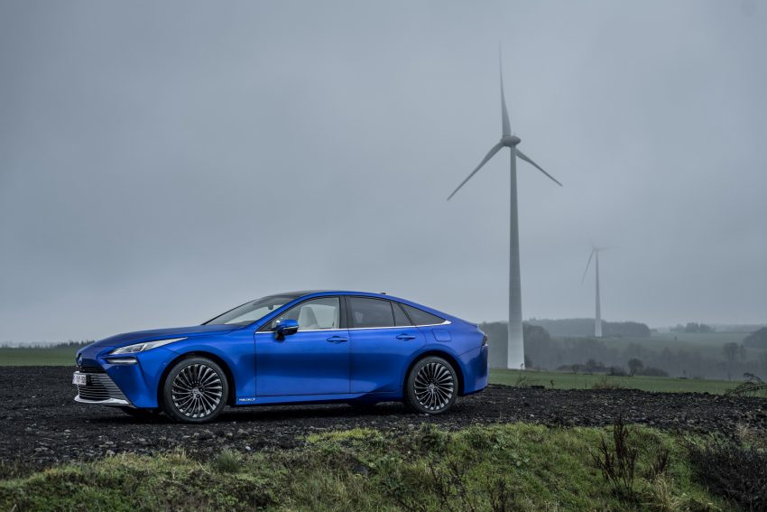 2021 Toyota Mirai - Front Three-Quarter Wallpaper 850x567 #39