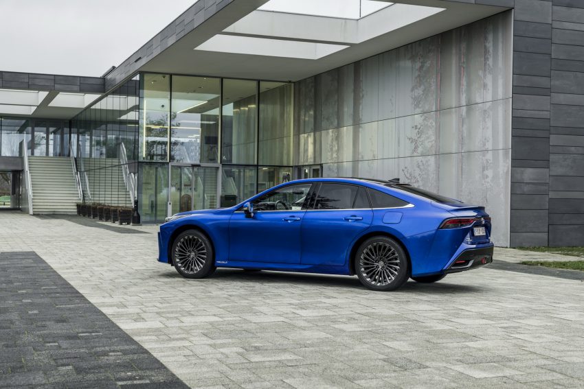 2021 Toyota Mirai - Rear Three-Quarter Wallpaper 850x567 #75