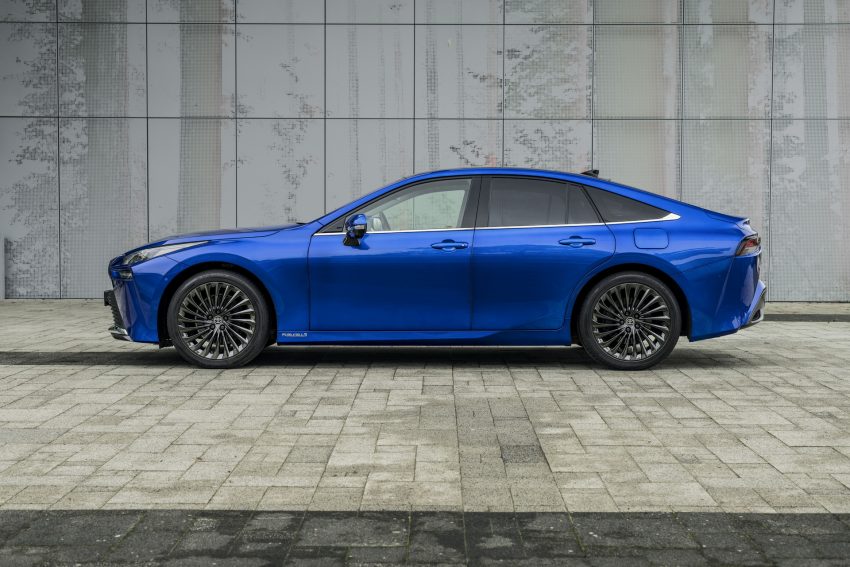 2021 Toyota Mirai - Side Wallpaper 850x567 #48