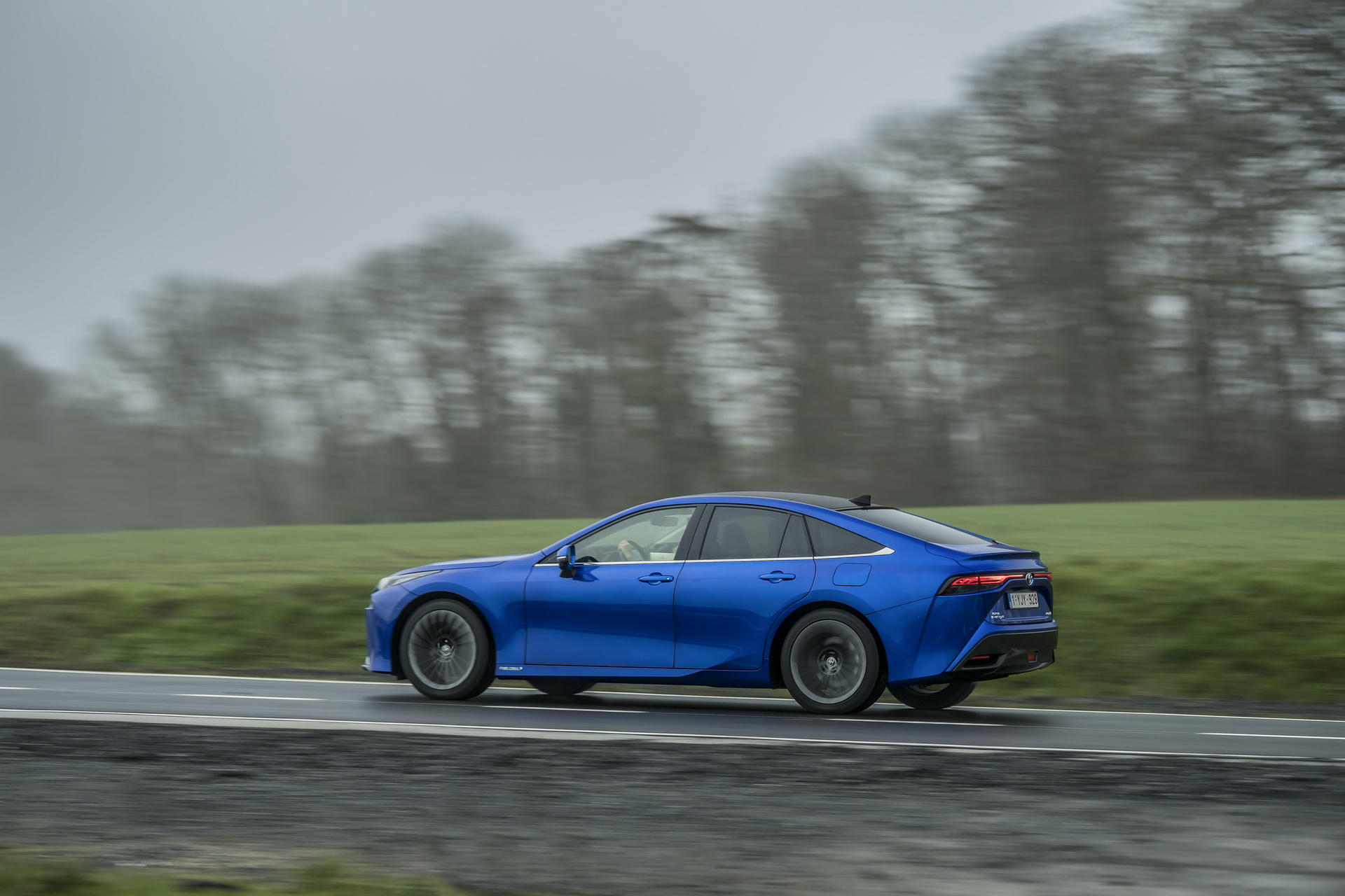 Download 2021 Toyota Mirai - Side HD Wallpaper 1920x1280 #16