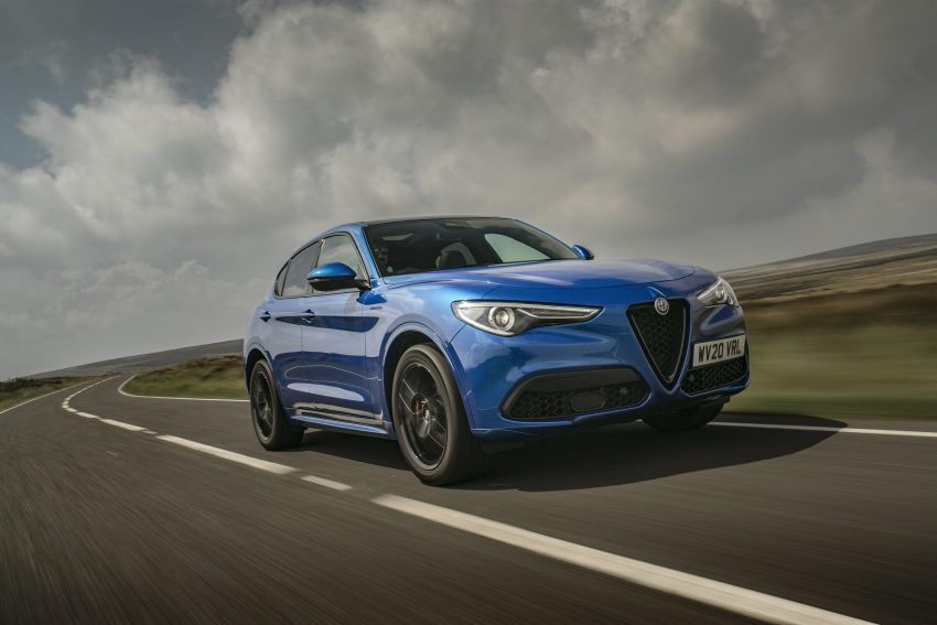 2020 Alfa Romeo Stelvio Veloce - Front Three-Quarter Wallpaper 850x567 #1