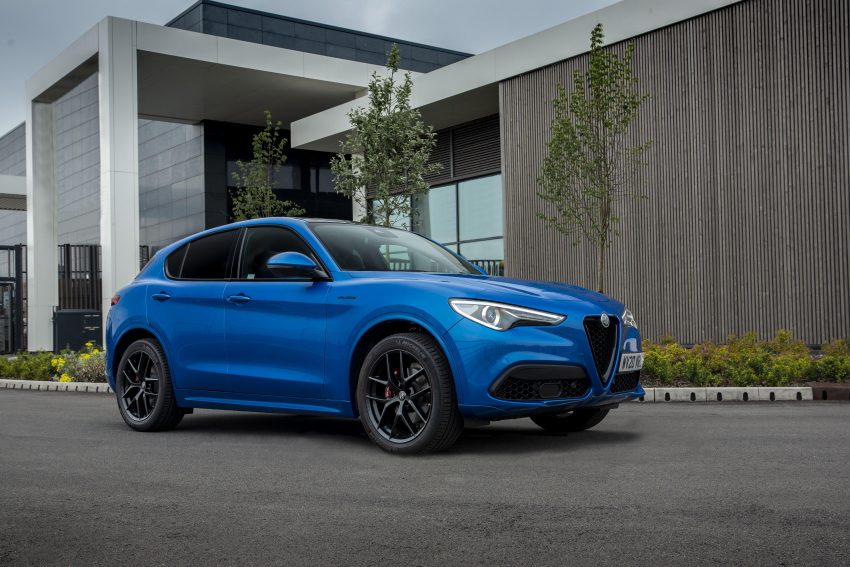 2020 Alfa Romeo Stelvio Veloce - Front Three-Quarter Wallpaper 850x567 #18