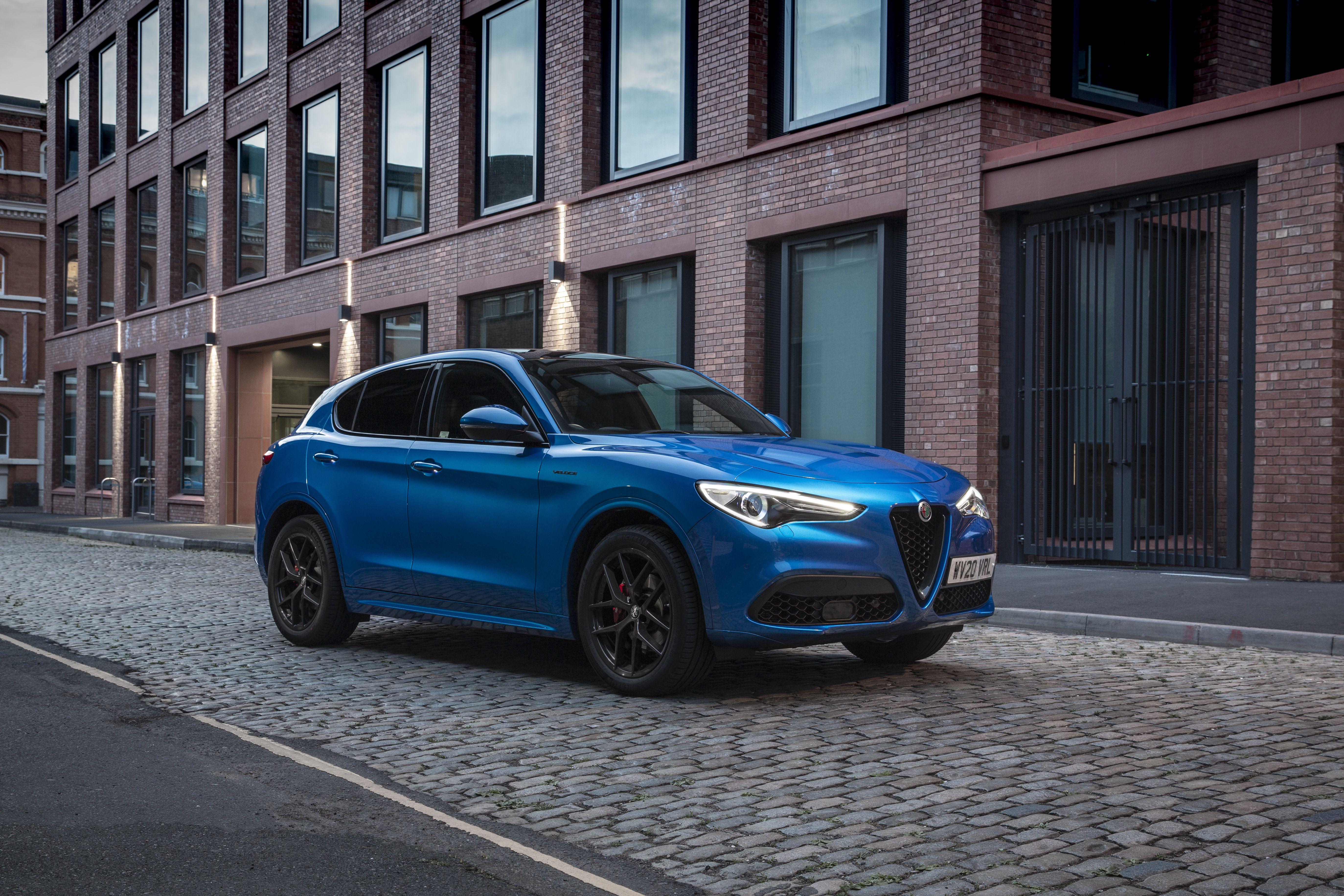 Download 2020 Alfa Romeo Stelvio Veloce - Front Three-Quarter HD Wallpaper 5494x3663 #19