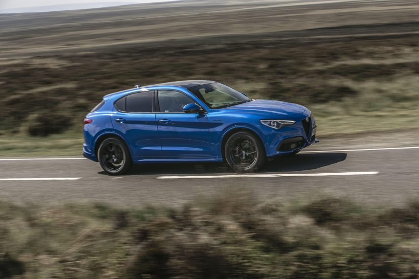 2020 Alfa Romeo Stelvio Veloce - Front Three-Quarter Wallpaper 850x567 #5