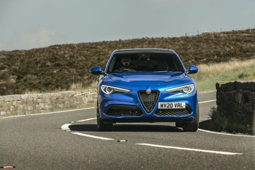 2020 Alfa Romeo Stelvio Veloce - Front Wallpaper 850x567 #8