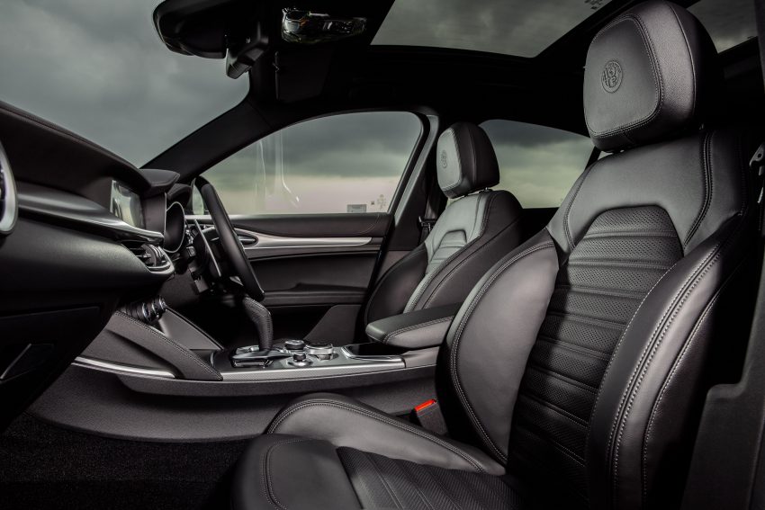 2020 Alfa Romeo Stelvio Veloce - Interior, Front Seats Wallpaper 850x567 #36