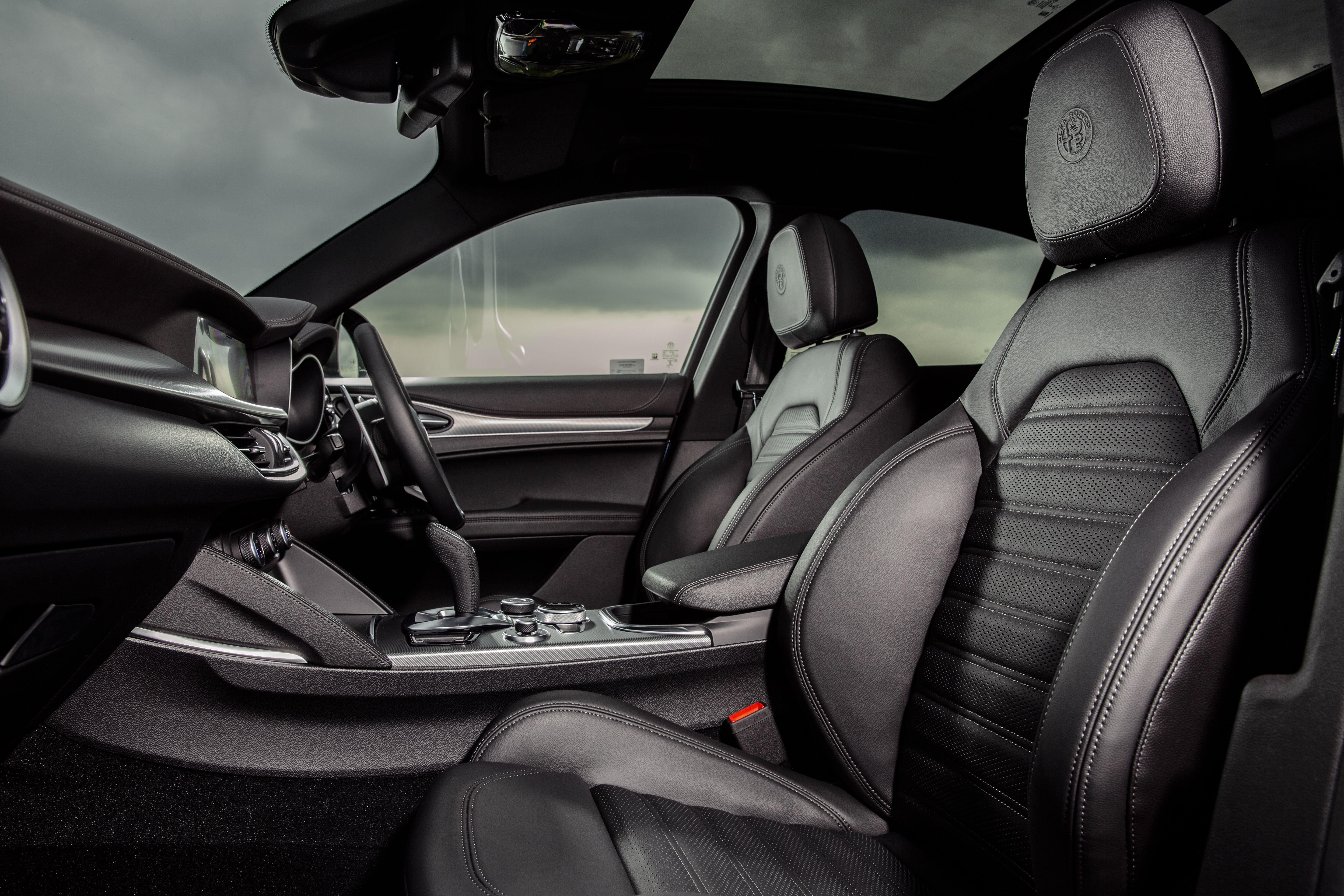 Download 2020 Alfa Romeo Stelvio Veloce - Interior, Front Seats HD Wallpaper 5760x3840 #36
