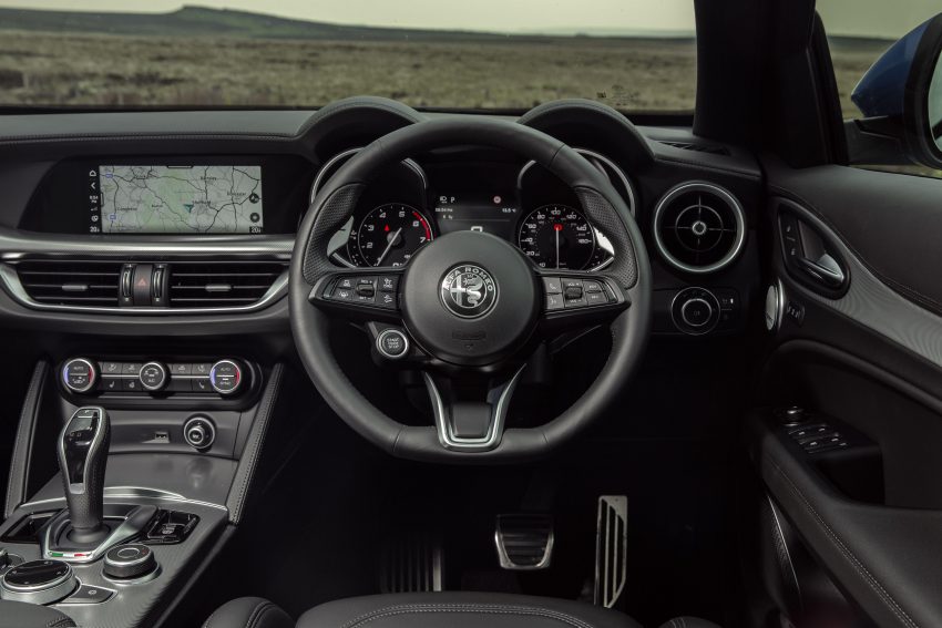 2020 Alfa Romeo Stelvio Veloce - Interior, Steering Wheel Wallpaper 850x567 #38