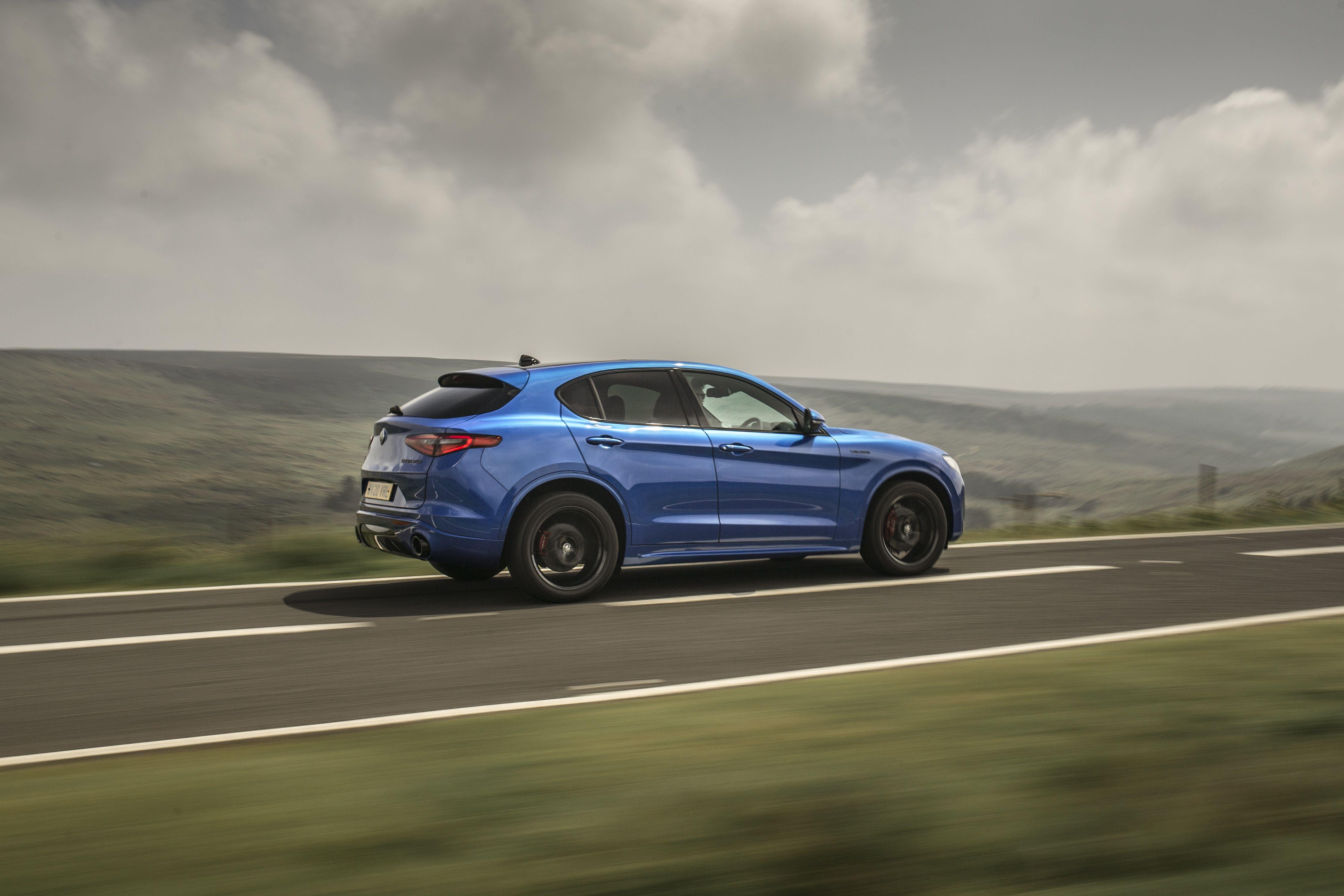 Download 2020 Alfa Romeo Stelvio Veloce - Rear Three-Quarter HD Wallpaper 4474x2983 #9