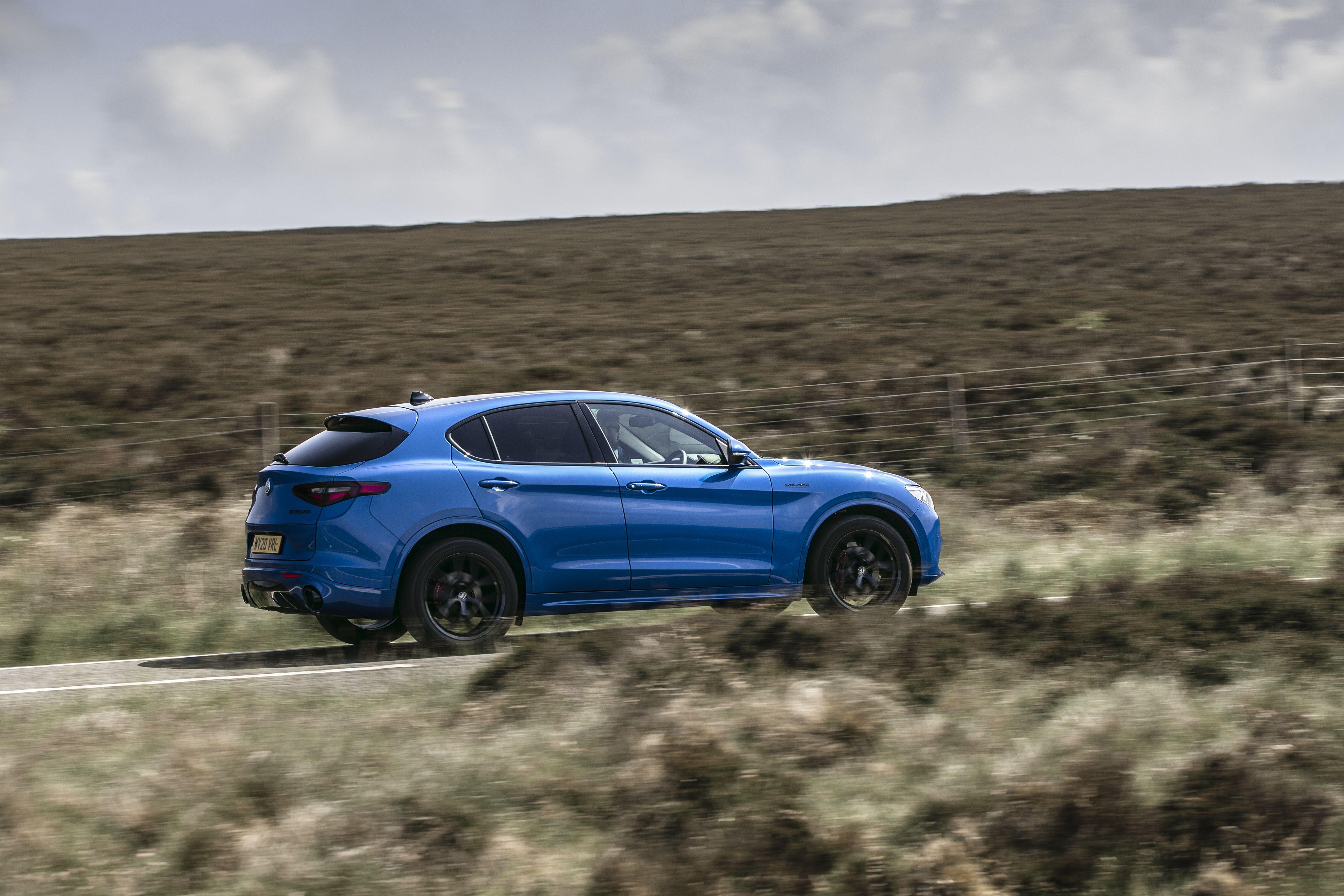 Download 2020 Alfa Romeo Stelvio Veloce - Rear Three-Quarter HD Wallpaper 4256x2837 #10
