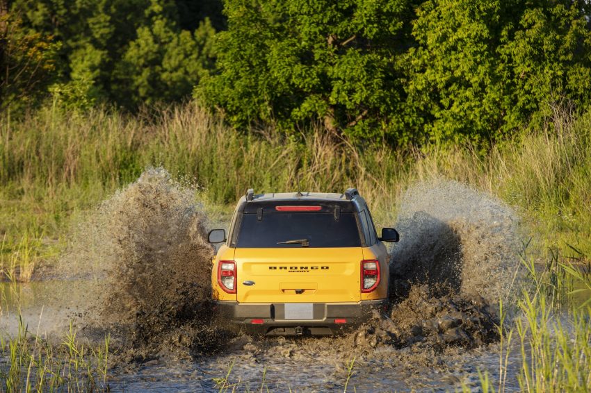 2020 Ford Bronco Sport First Edition Preproduction - Off-Road Wallpaper 850x566 #3