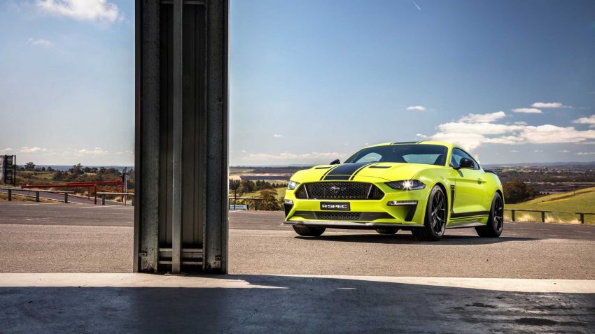 2020 Ford Mustang R-Spec - Front Three-Quarter Wallpaper 850x478 #28