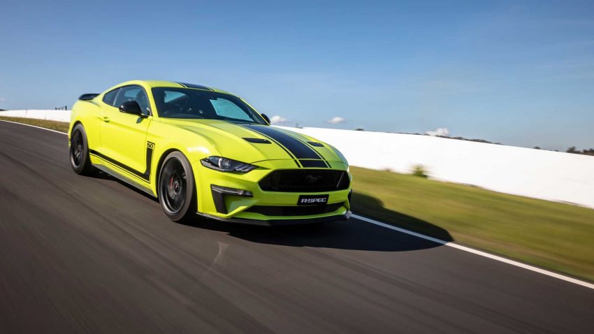 2020 Ford Mustang R-Spec - Front Three-Quarter Wallpaper 850x478 #2