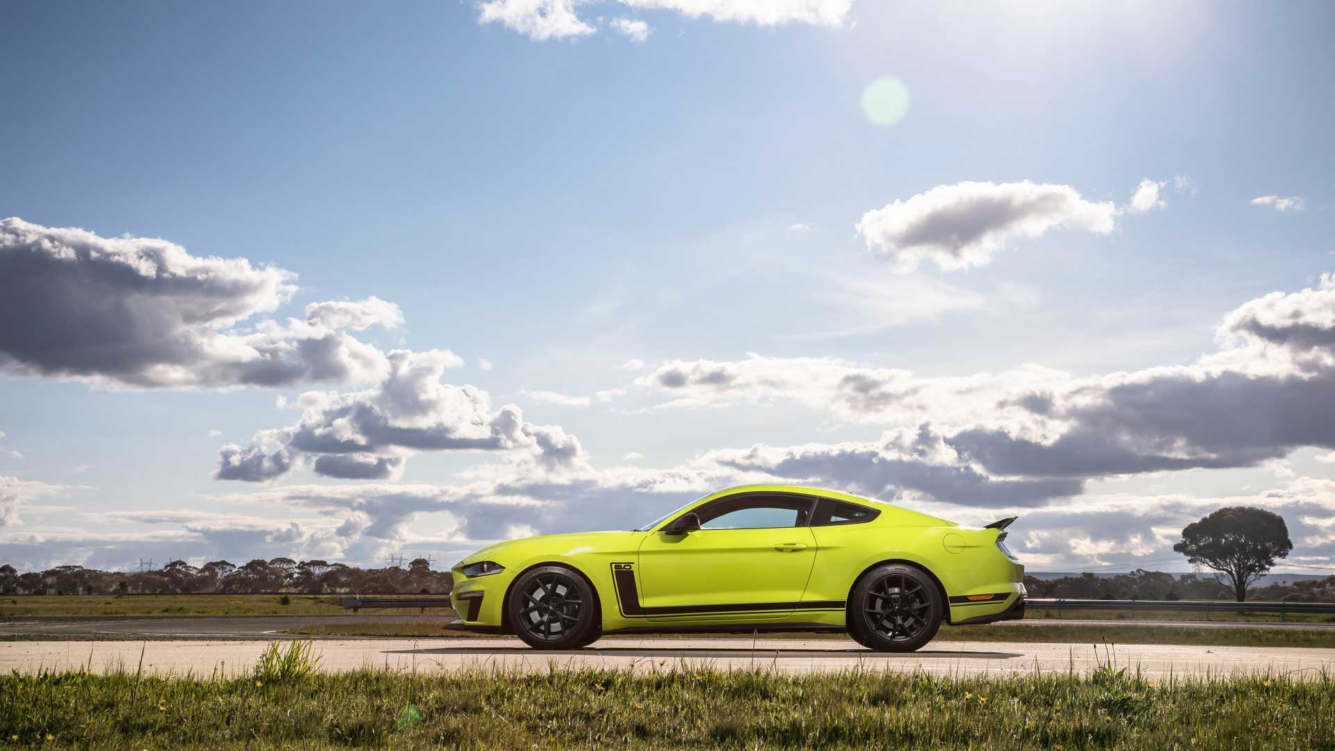 Download 2020 Ford Mustang R-Spec - Side HD Wallpaper 1920x1080 #27