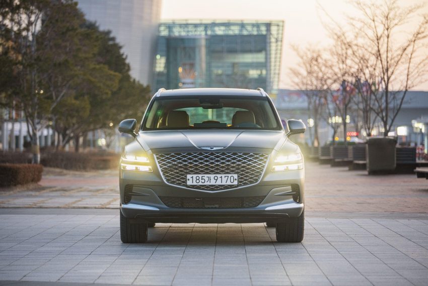 2020 Genesis GV80 - Front Wallpaper 850x567 #8