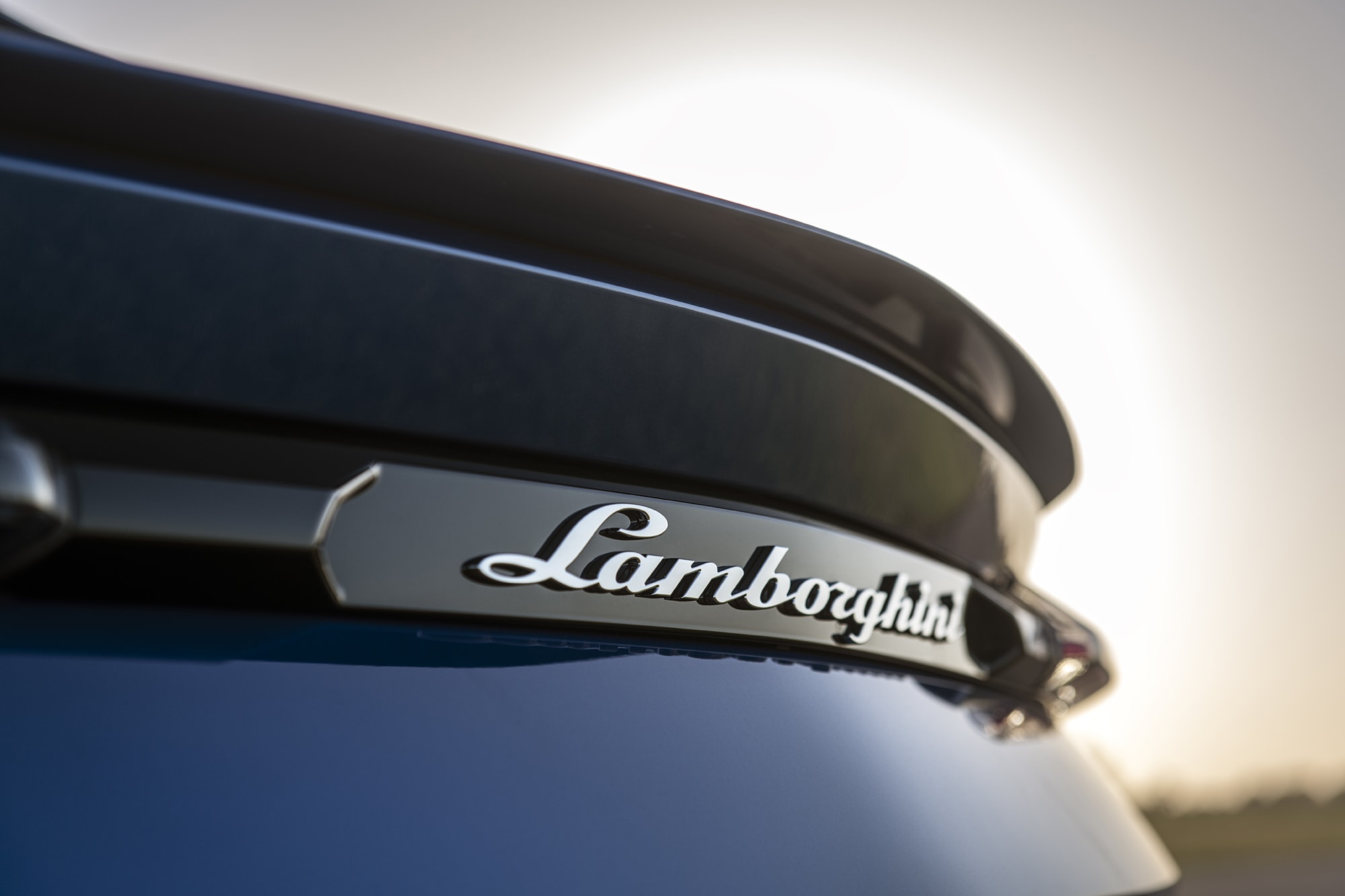 Download 2020 Hennessey Lamborghini Urus HPE750 - Badge HD Wallpaper 2000x1333 #16