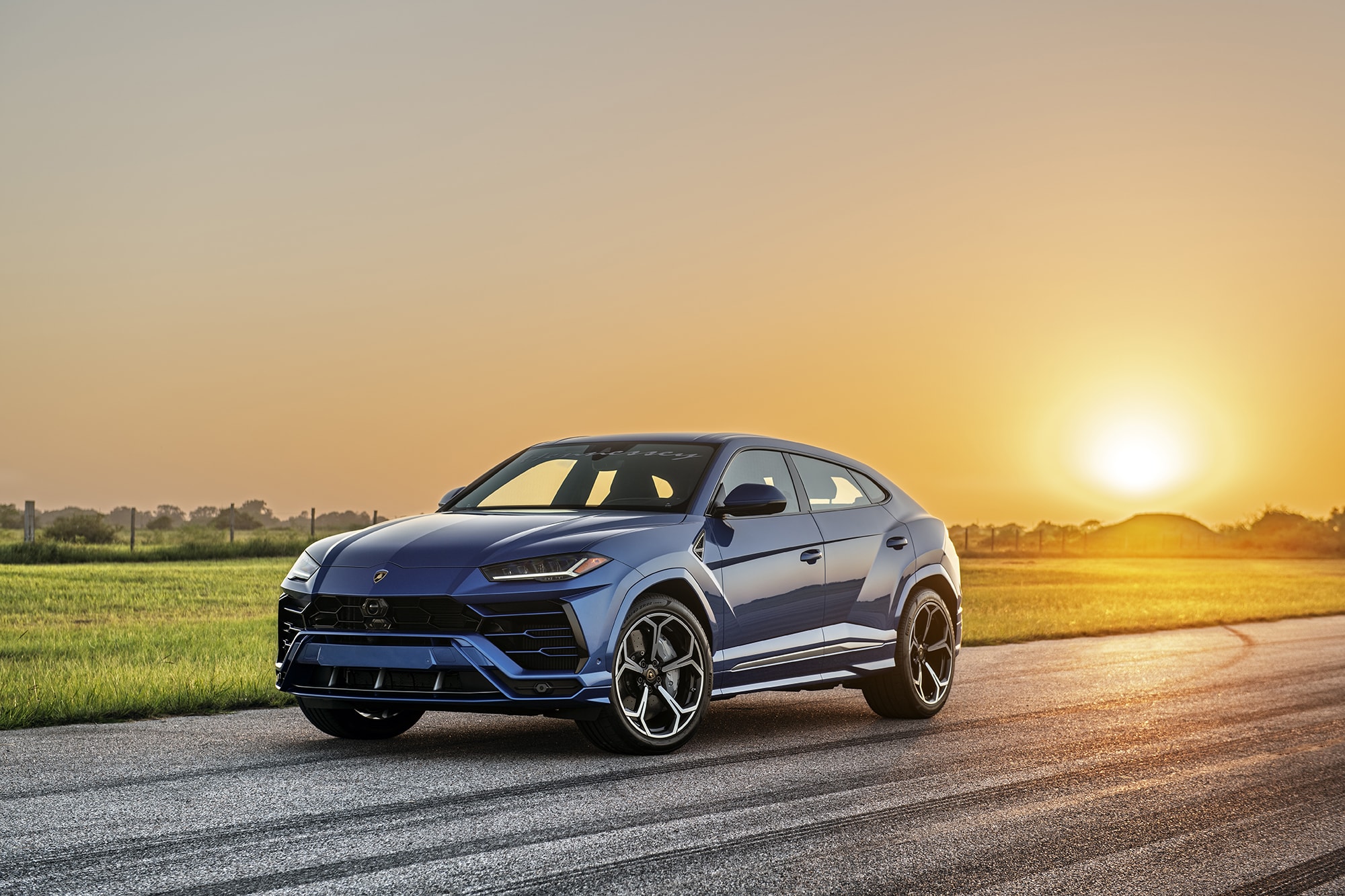 Download 2020 Hennessey Lamborghini Urus HPE750 - Front Three-Quarter HD Wallpaper 2000x1333 #3