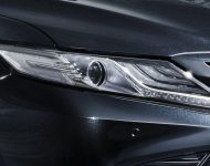 2020 Toyota Camry WS Black Edition - Headlight Wallpaper 190x150