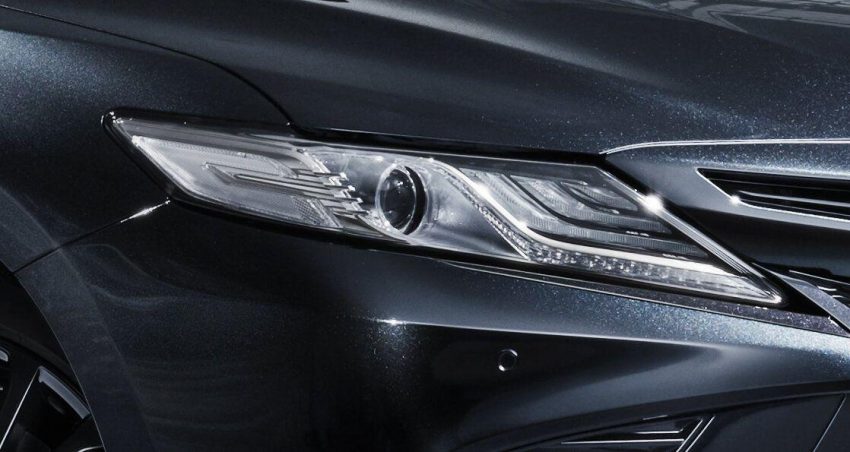 2020 Toyota Camry WS Black Edition - Headlight Wallpaper 850x452 #5