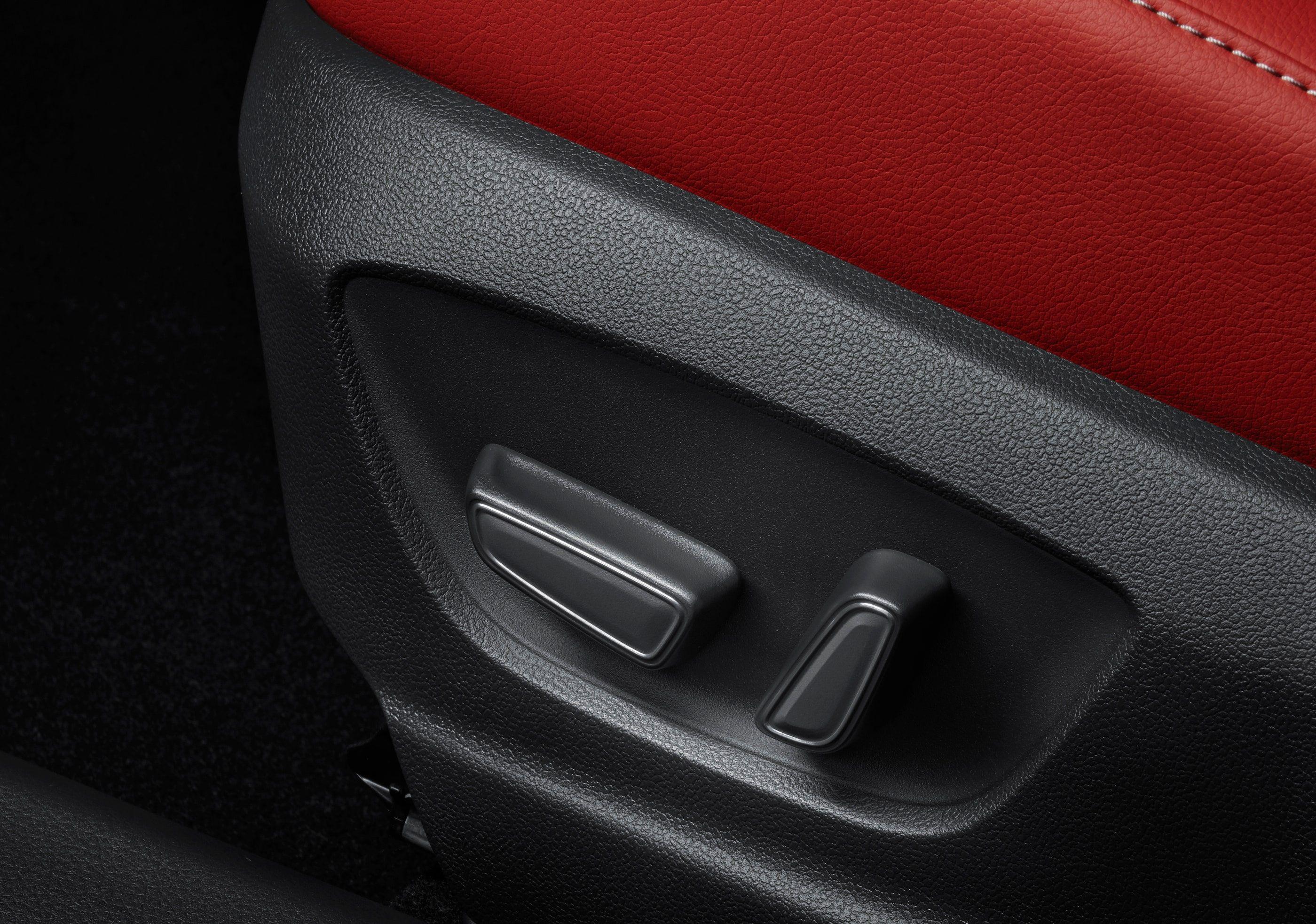 Download 2020 Toyota Camry WS Black Edition - Interior, Detail HD Wallpaper 2799x1965 #8