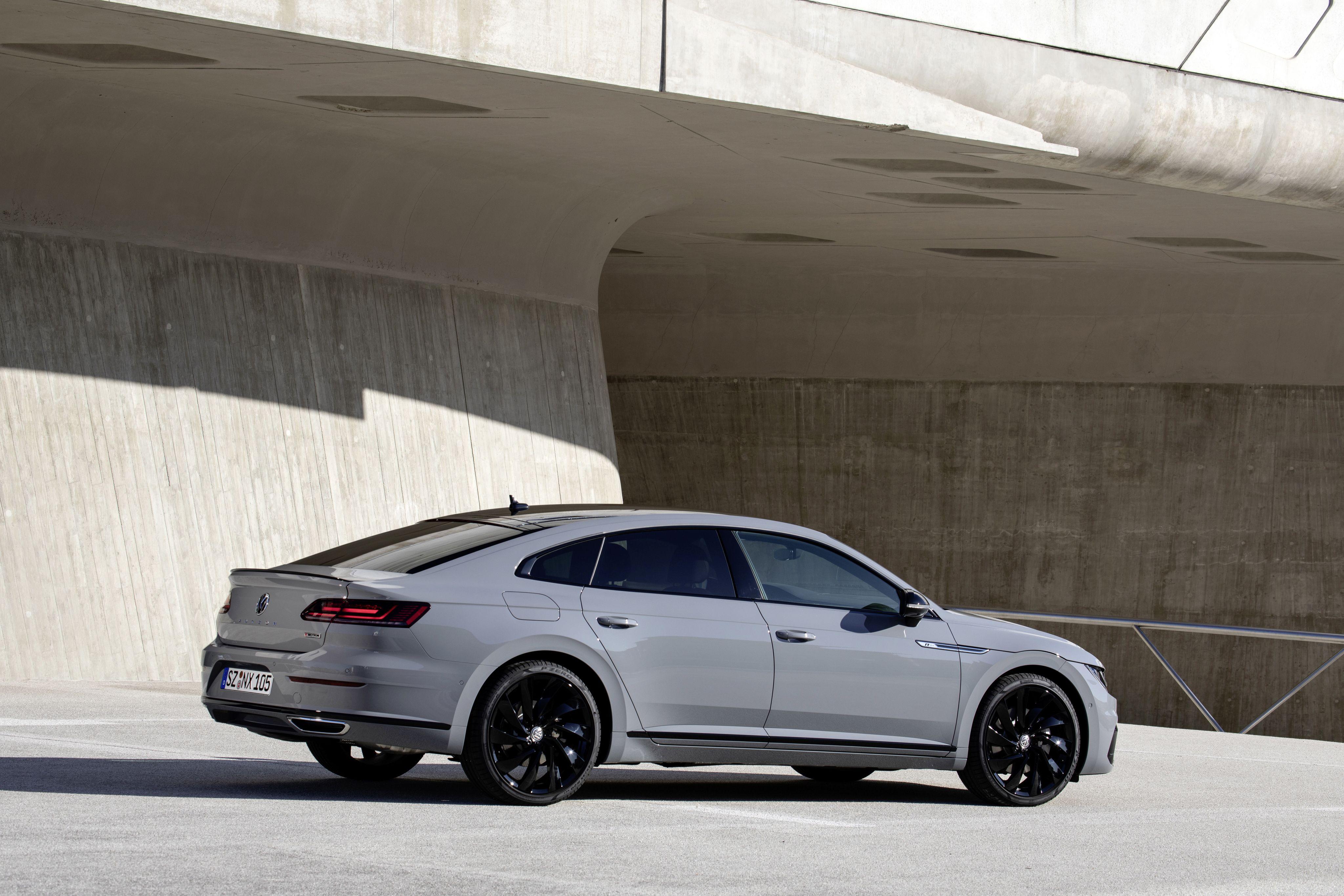 Download 2020 Volkswagen Arteon 4Motion R-Line Edition - Rear Three-Quarter HD Wallpaper 4096x2731 #14