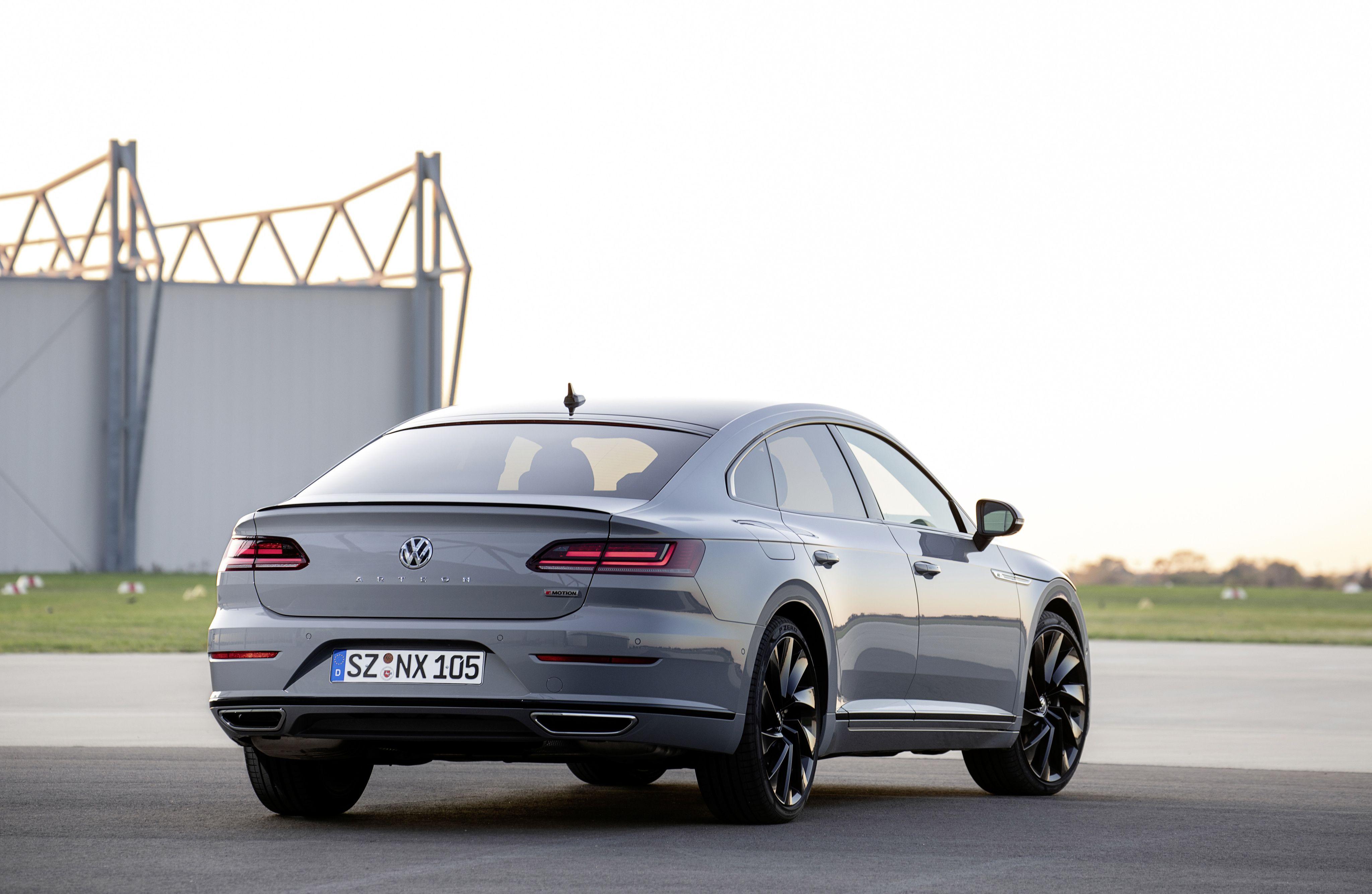 Download 2020 Volkswagen Arteon 4Motion R-Line Edition - Rear HD Wallpaper 4096x2669 #15