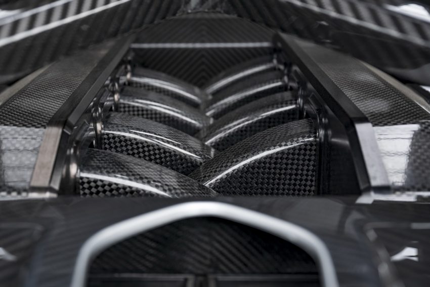 2020 Zenvo TSR-S - Engine Wallpaper 850x567 #91