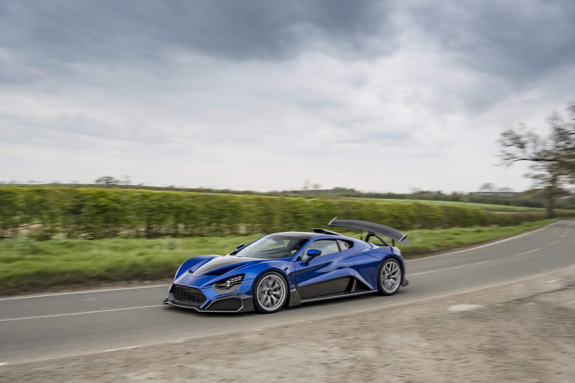 Download 2020 Zenvo TSR-S - Front Three-Quarter HD Wallpaper 1920x1280 #28