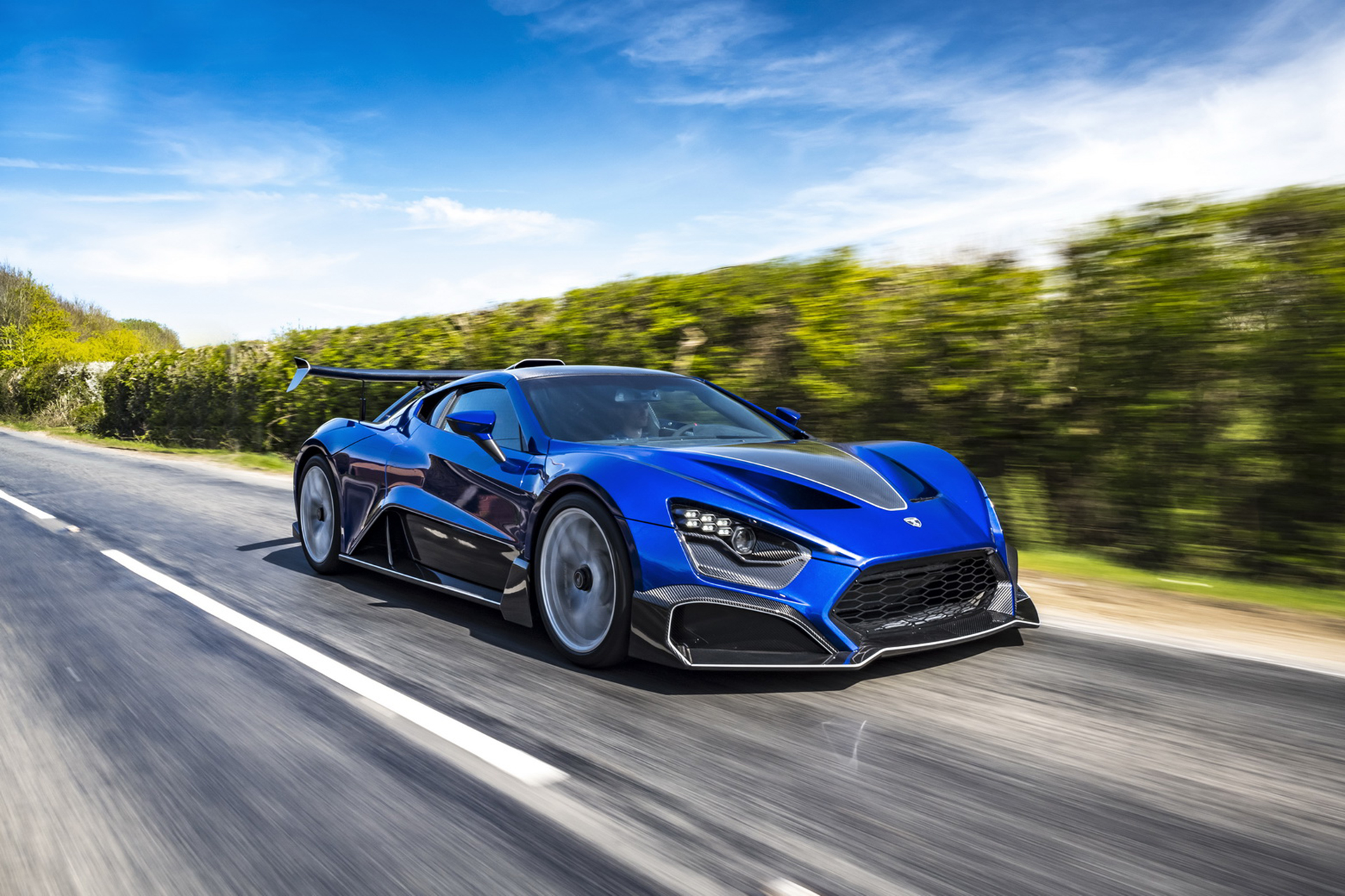 Download 2020 Zenvo TSR-S - Front Three-Quarter HD Wallpaper 1920x1280 #2