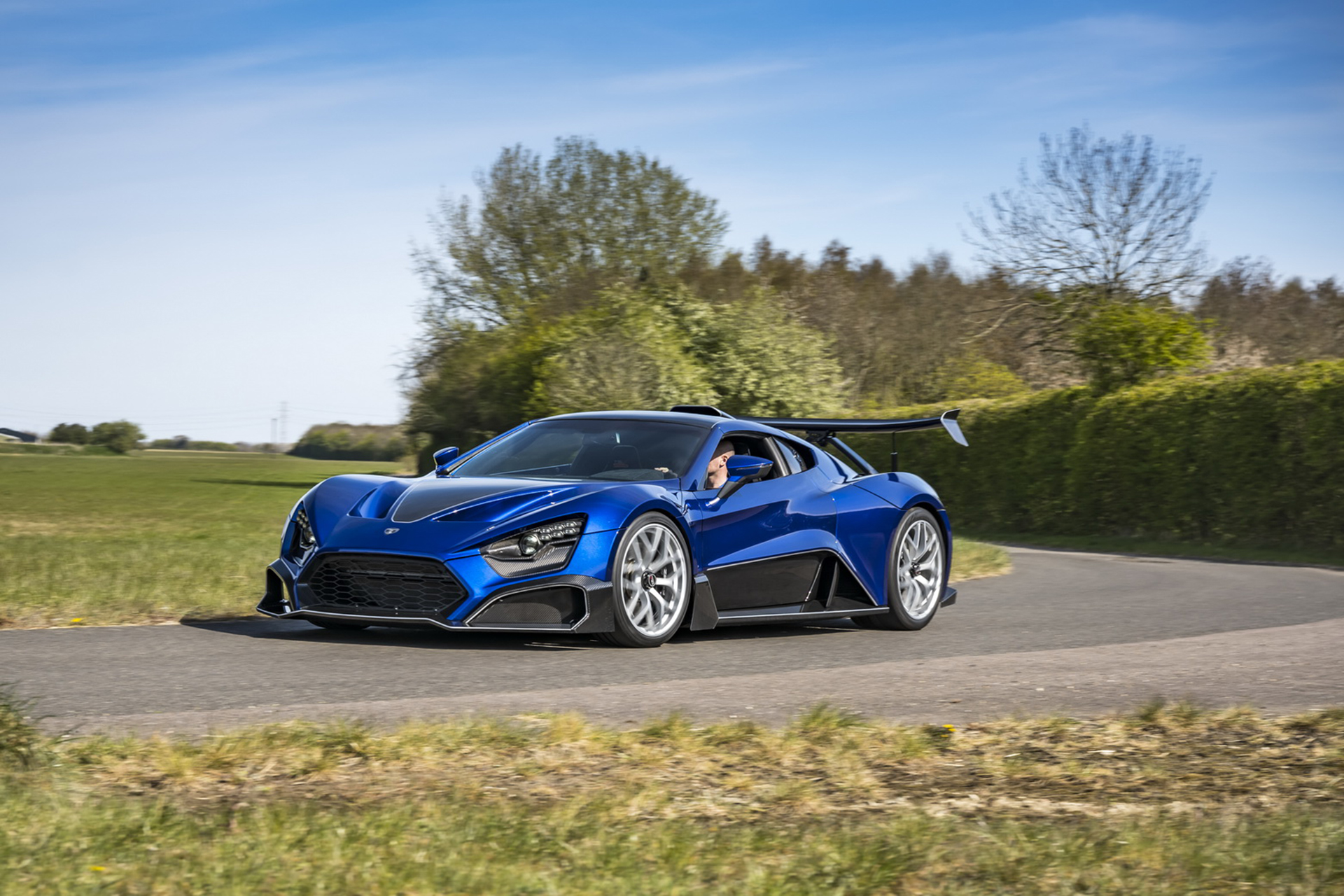 Download 2020 Zenvo TSR-S - Front Three-Quarter HD Wallpaper 1920x1280 #32