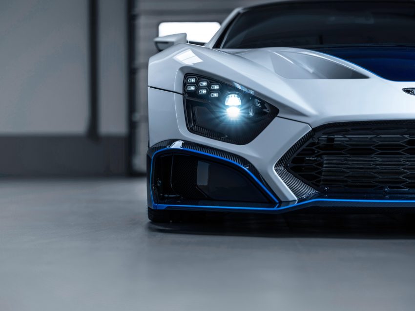 2020 Zenvo TSR-S - Headlight Wallpaper 850x638 #107