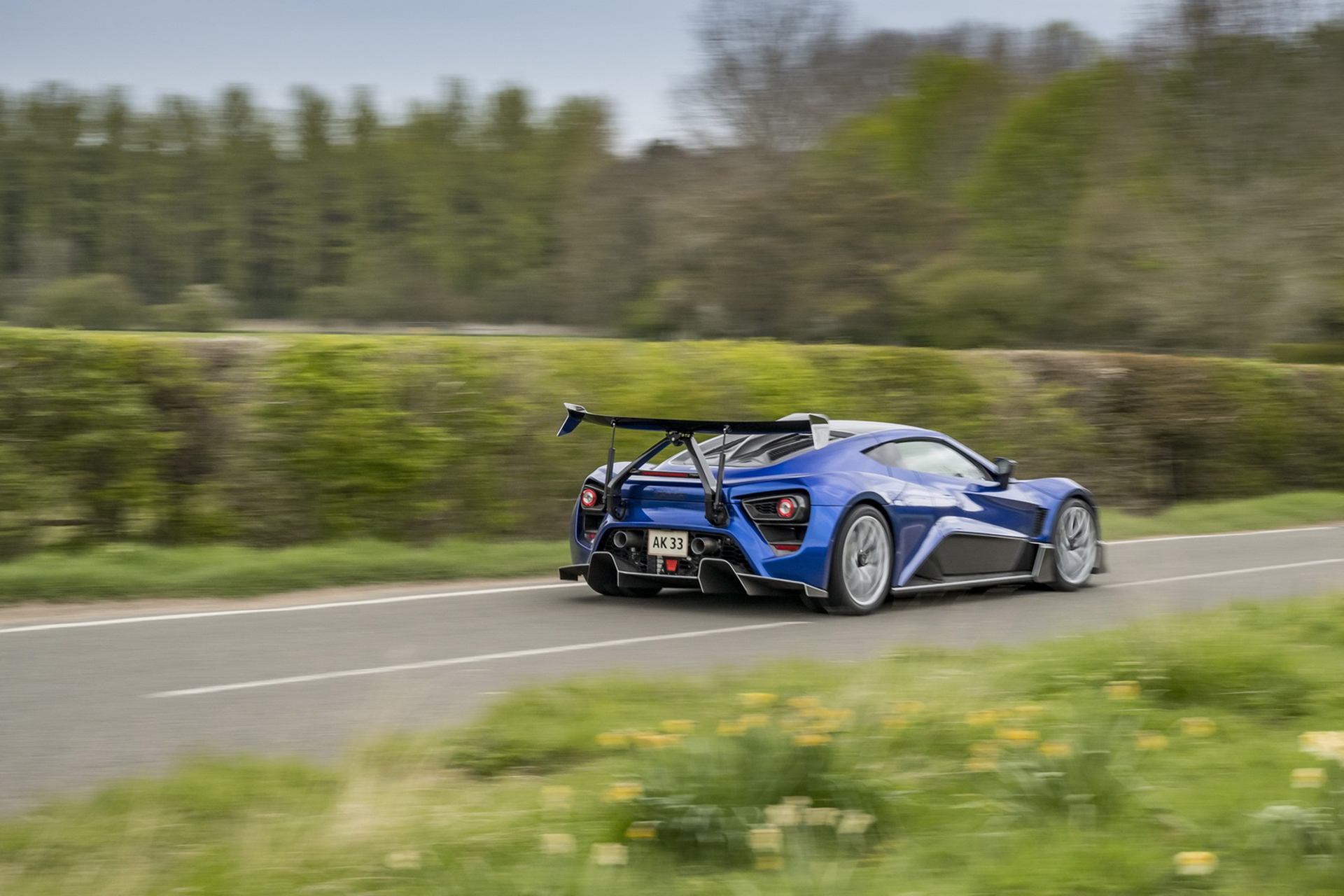 Download 2020 Zenvo TSR-S - Rear Three-Quarter HD Wallpaper 1920x1280 #35