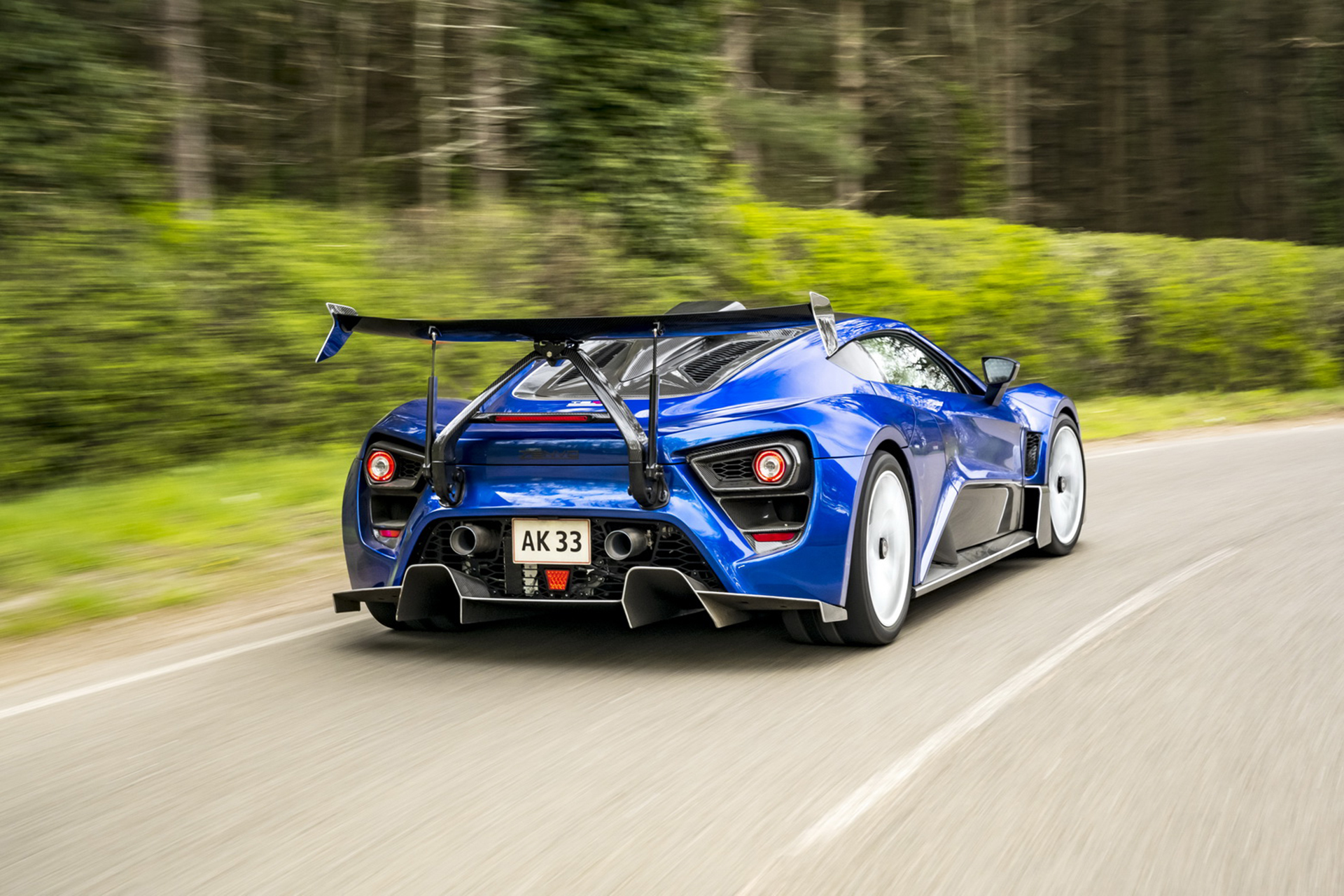 Download 2020 Zenvo TSR-S - Rear Three-Quarter HD Wallpaper 1920x1280 #19