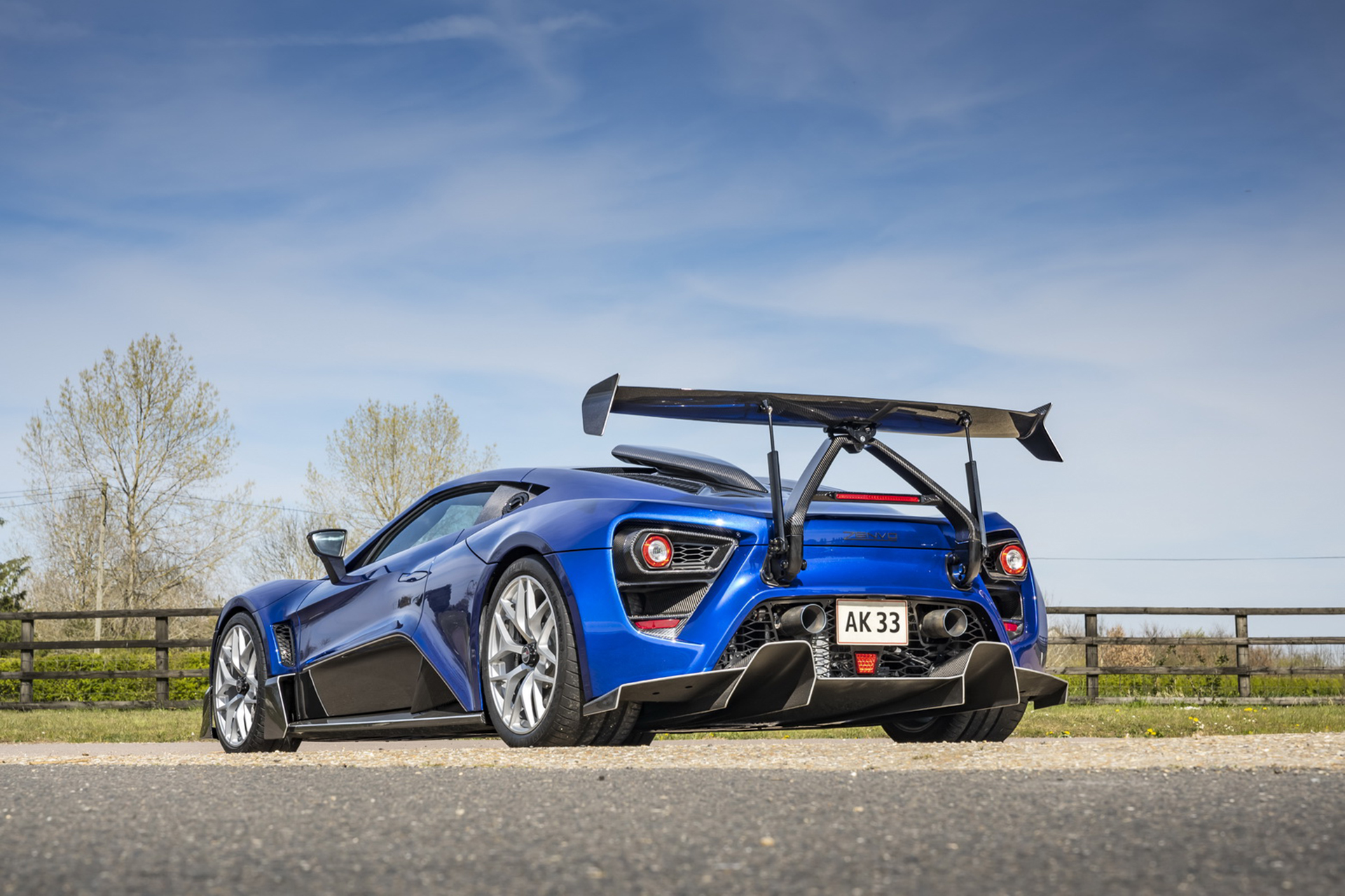 Download 2020 Zenvo TSR-S - Rear Three-Quarter HD Wallpaper 1920x1280 #56