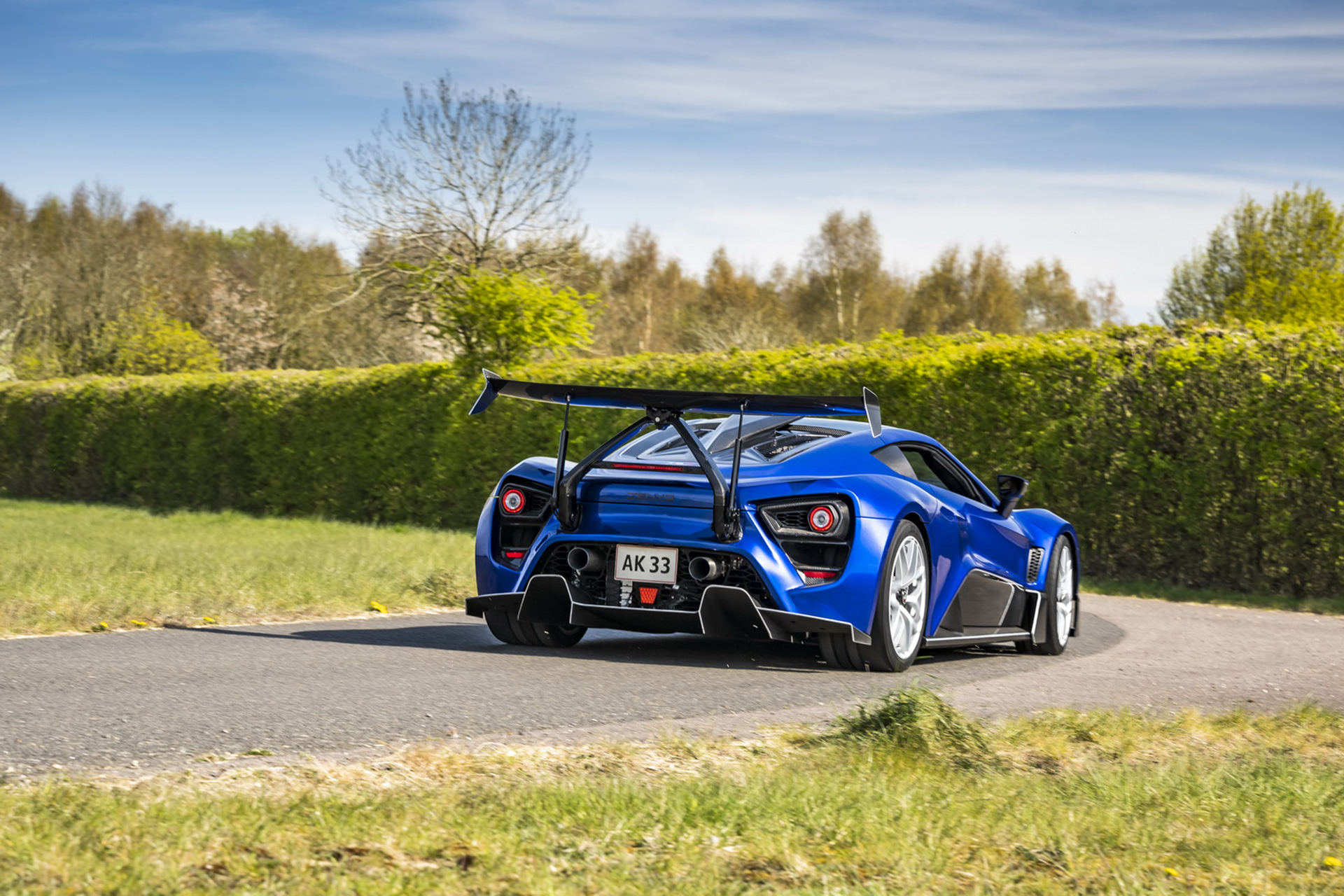 Download 2020 Zenvo TSR-S - Rear Three-Quarter HD Wallpaper 1920x1280 #38