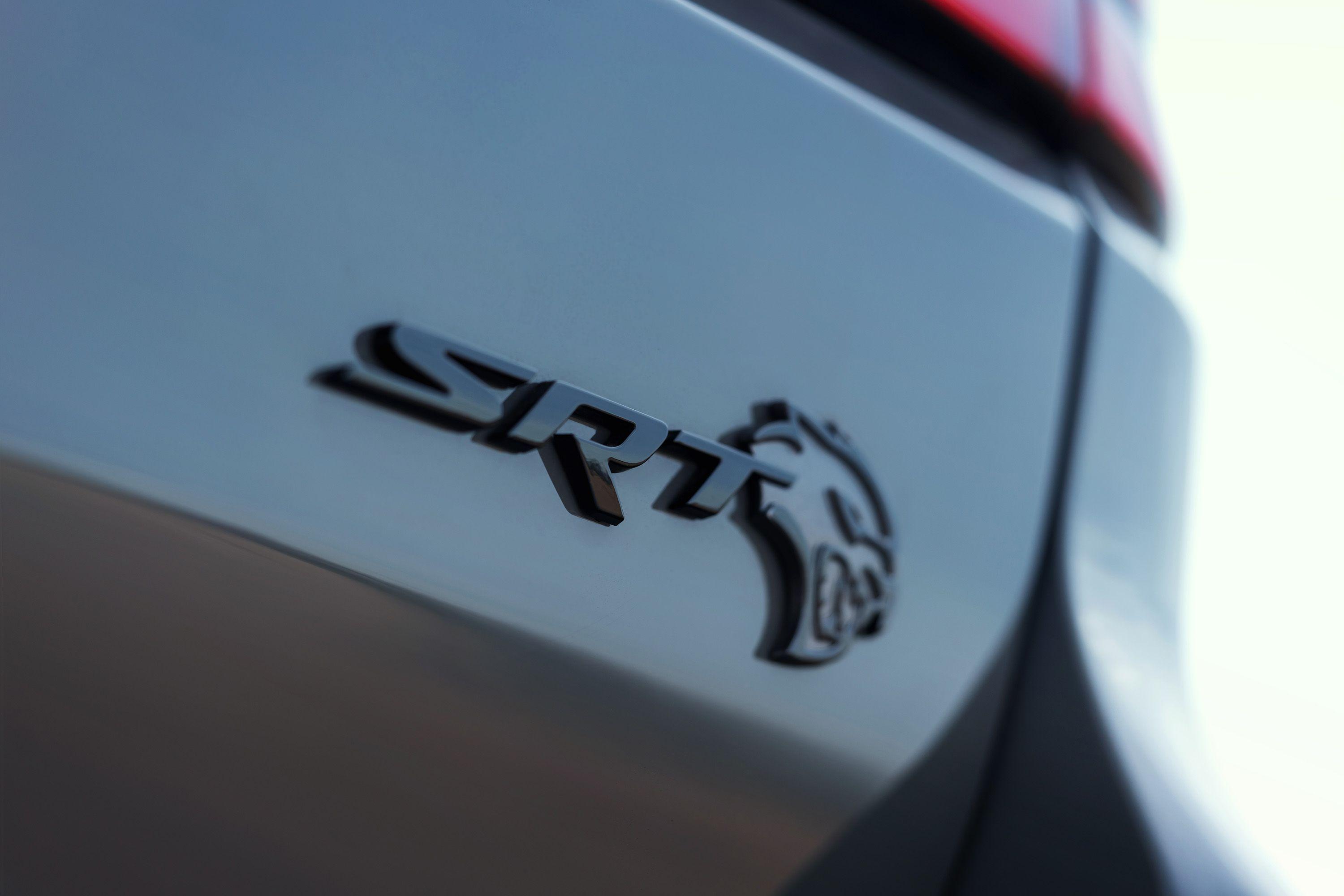 Download 2021 Dodge Durango SRT Hellcat - Badge HD Wallpaper 3000x2001 #47