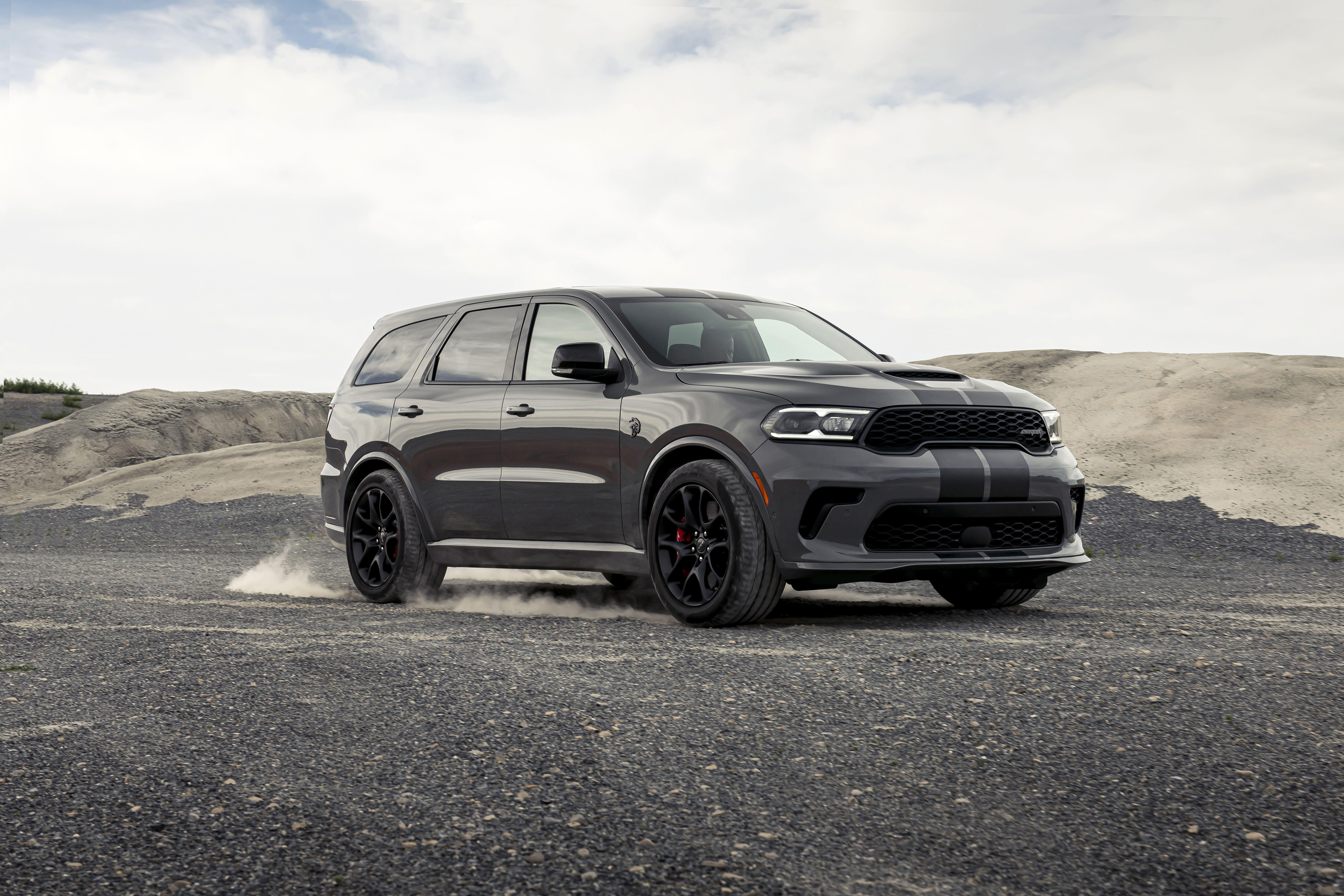 Download 2021 Dodge Durango SRT Hellcat - Front Three-Quarter HD Wallpaper 7783x5189 #32