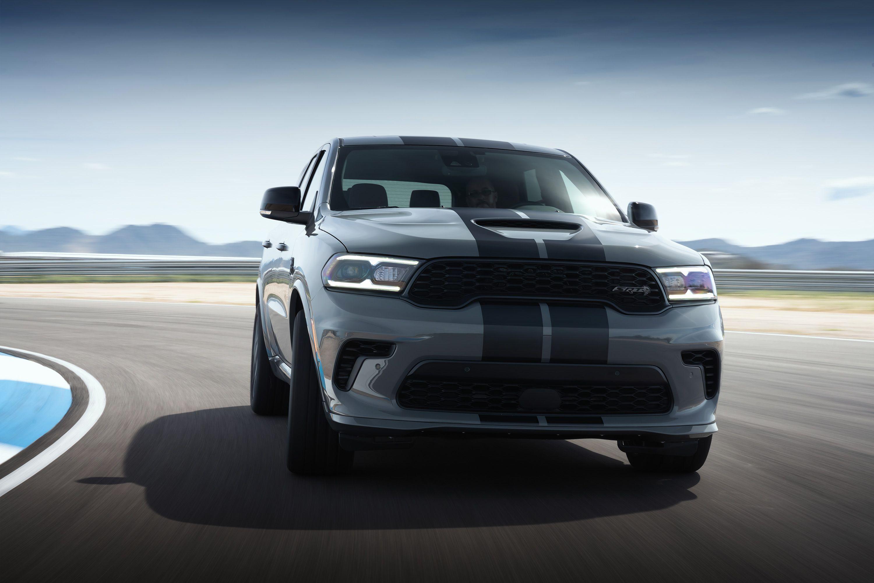 Download 2021 Dodge Durango SRT Hellcat - Front HD Wallpaper 3000x2000 #18