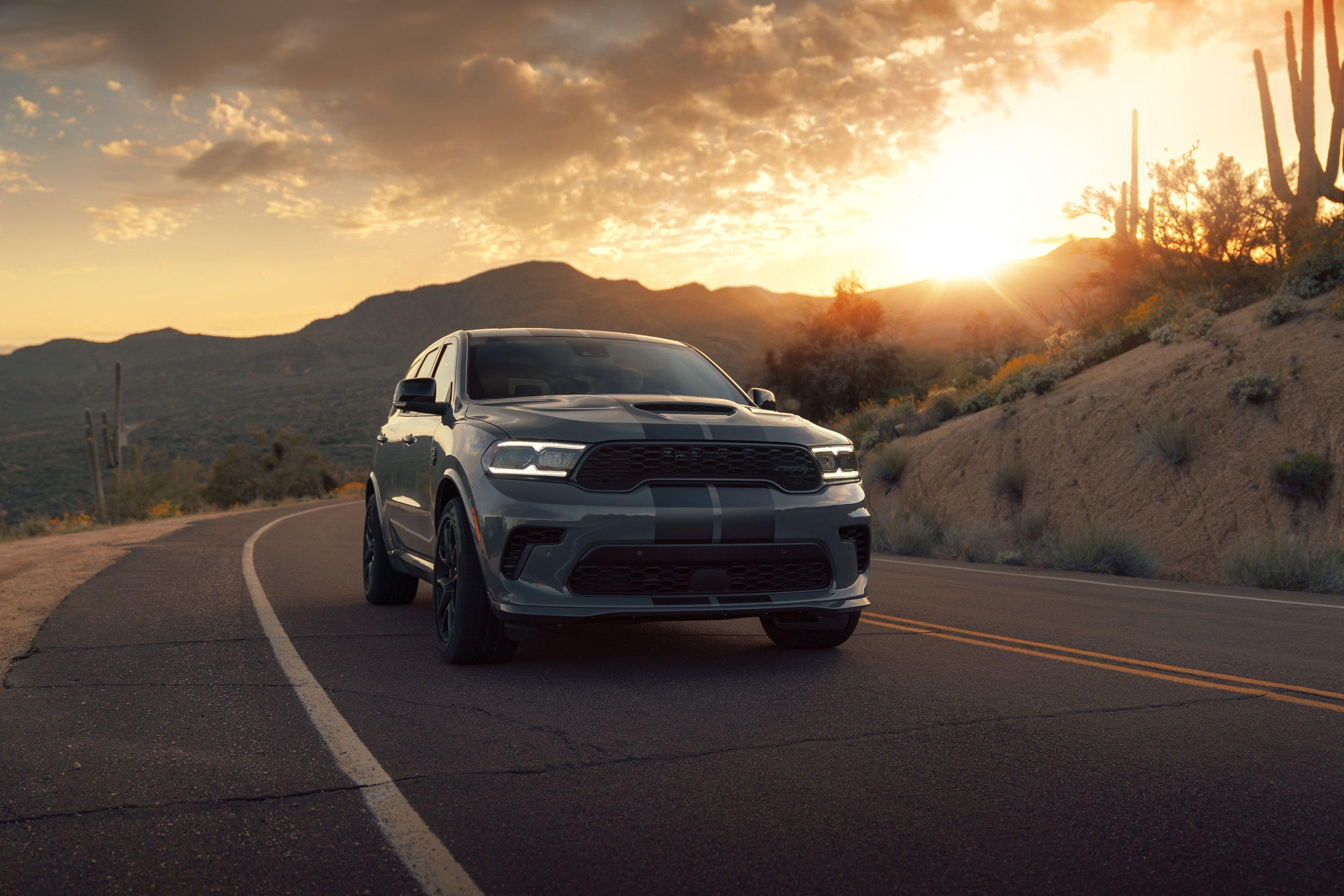 Download 2021 Dodge Durango SRT Hellcat - Front HD Wallpaper 3000x2000 #1