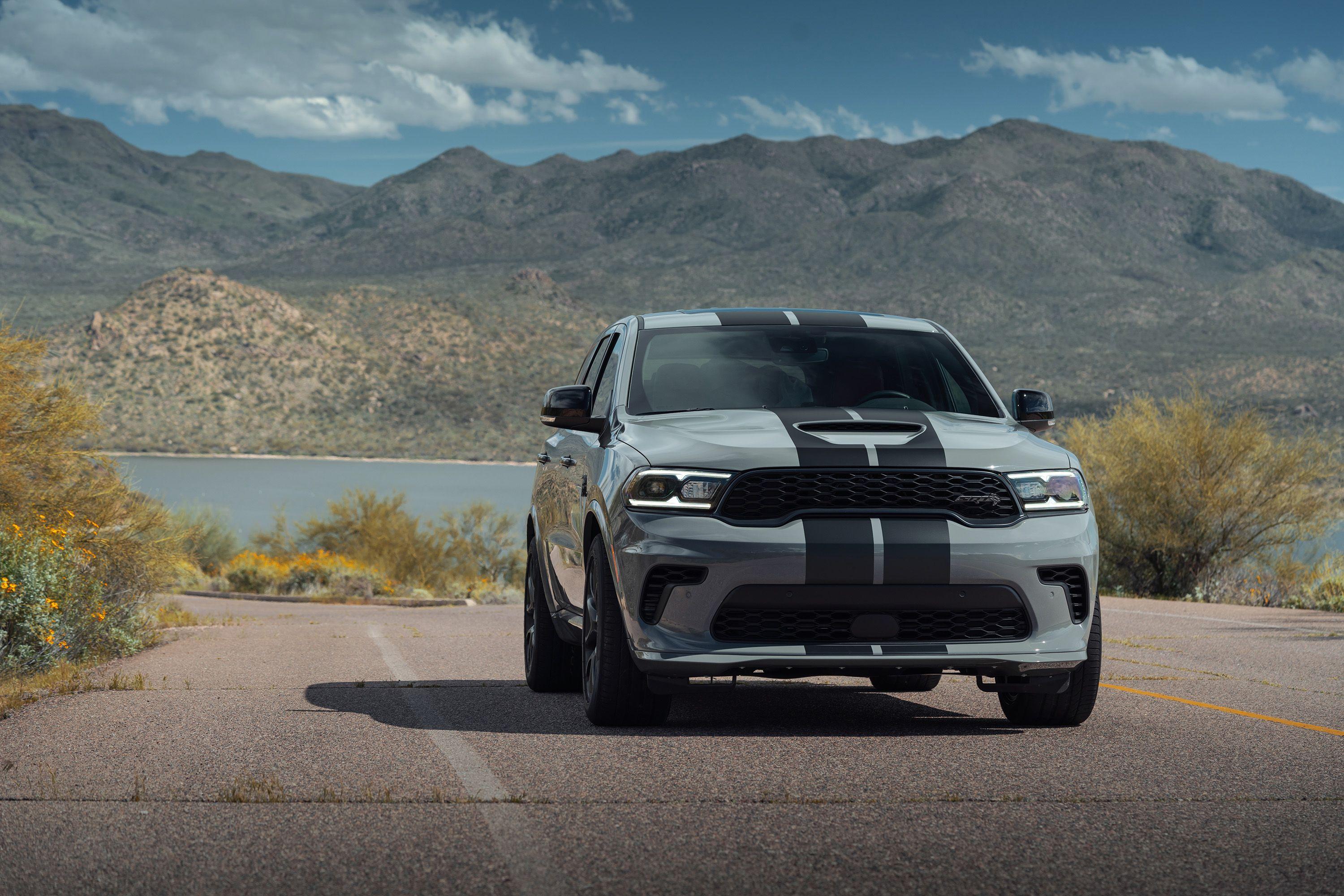 Download 2021 Dodge Durango SRT Hellcat - Front HD Wallpaper 3000x2001 #33