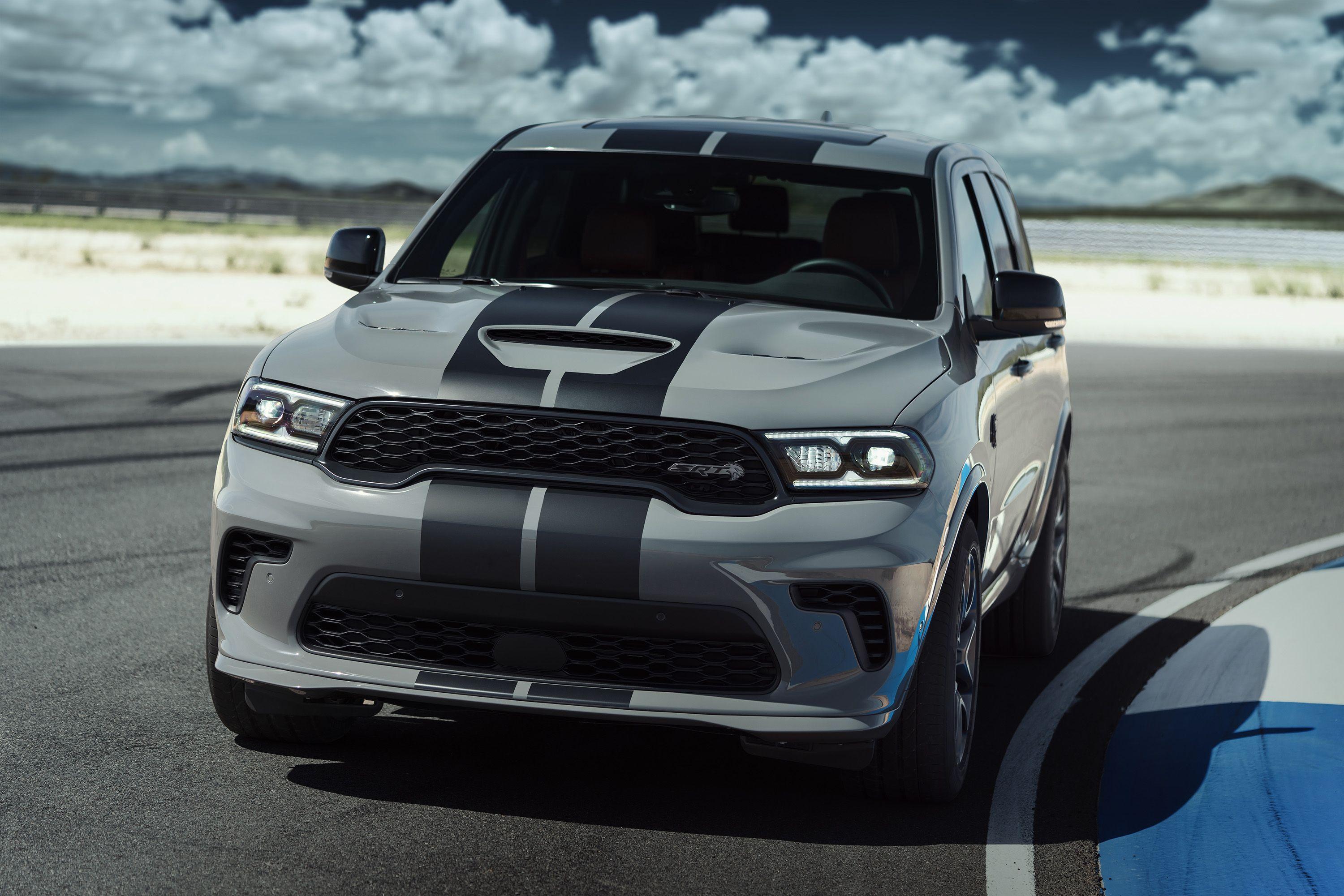 Download 2021 Dodge Durango SRT Hellcat - Front HD Wallpaper 3000x2001 #24